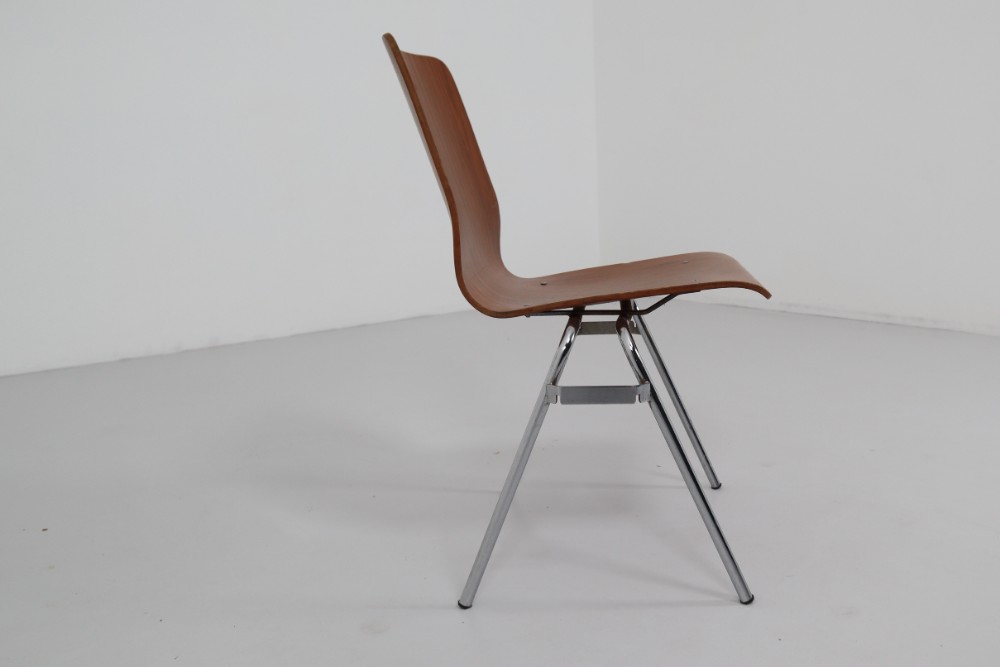 12 x Dutch Design Stacking Chairs in Plywood and Chrome 1970s Late-20th century