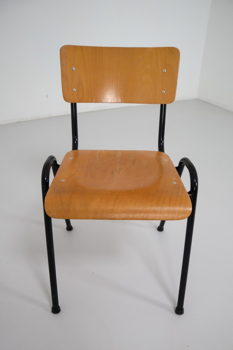  150 x Dutch Schoolchairs Beech and black frame 1960s Mid-20th century