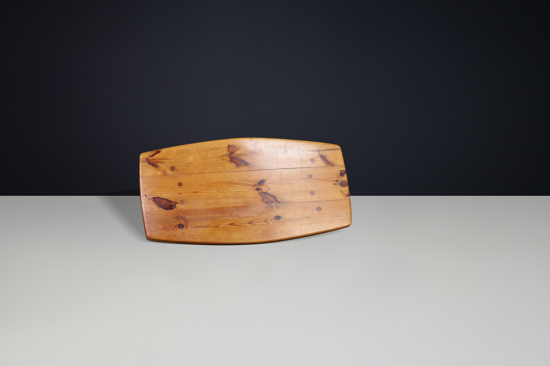 1960s Solid Pine Coffee Table in the Style of Pierre Chapo & Charlotte Perriand Mid-20th century