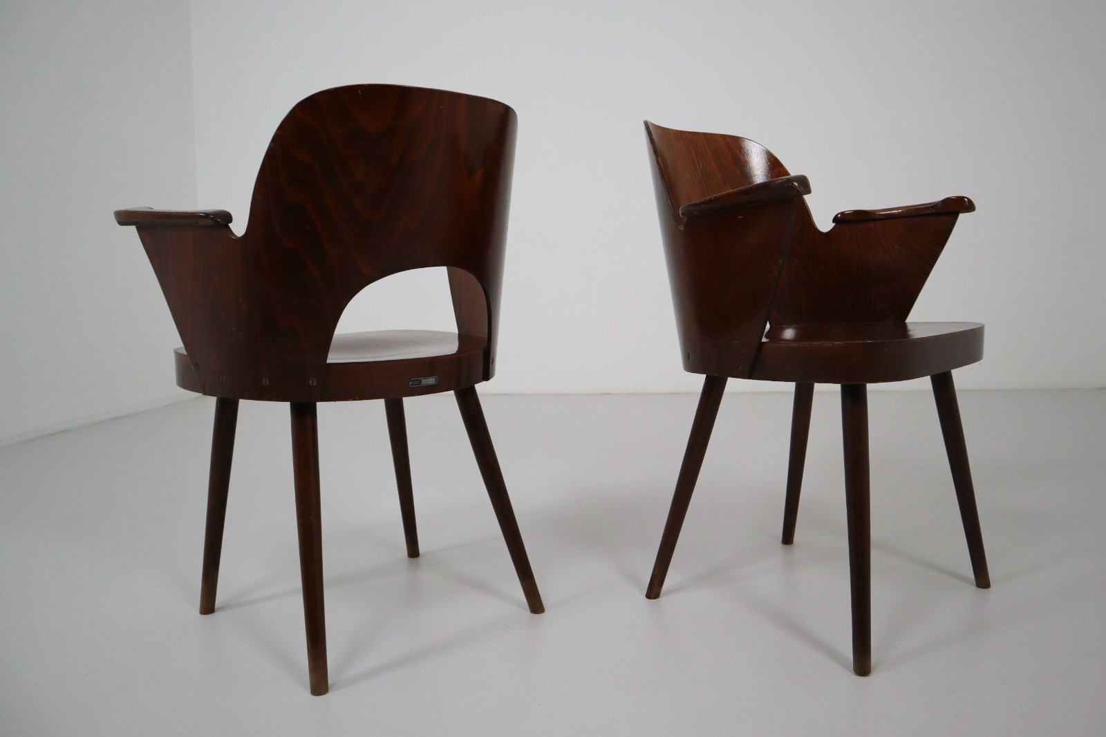2 x Bent Plywood Armchairs by Oswald Haerdtl, 1960s Mid-20th century