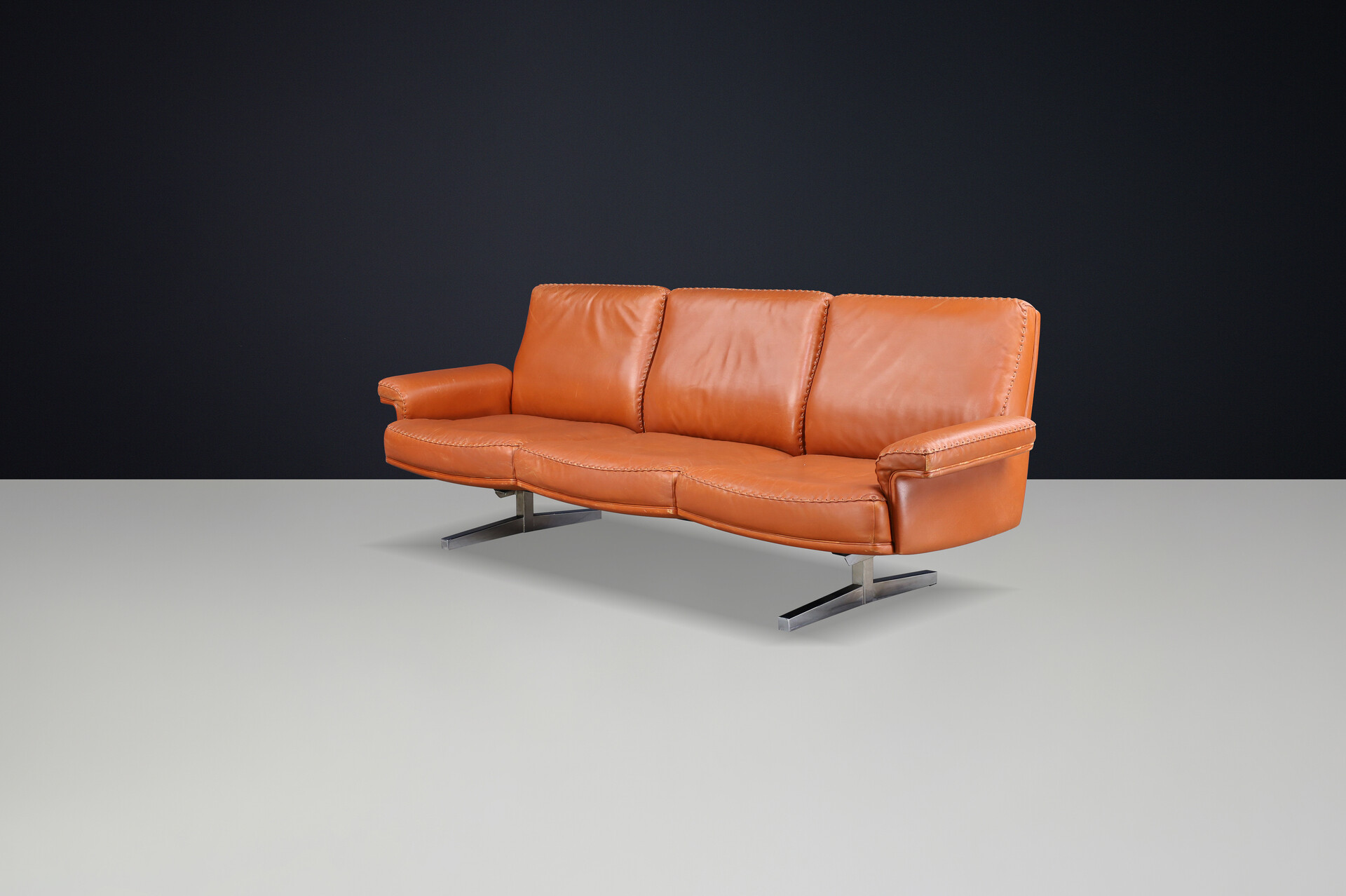 20Th Century De Sede DS-31 Cognac Leather Three-Seat Sofa, Switzerland, 1970s Late-20th century
