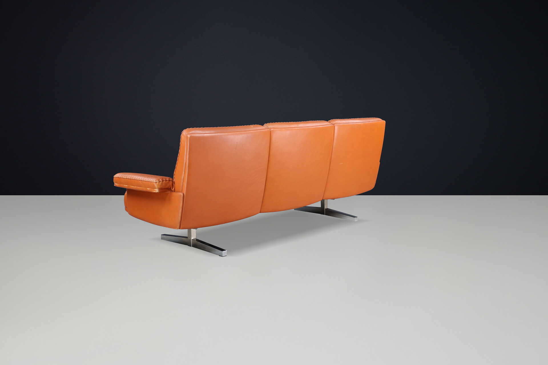 20Th Century De Sede DS-31 Cognac Leather Three-Seat Sofa, Switzerland, 1970s Late-20th century