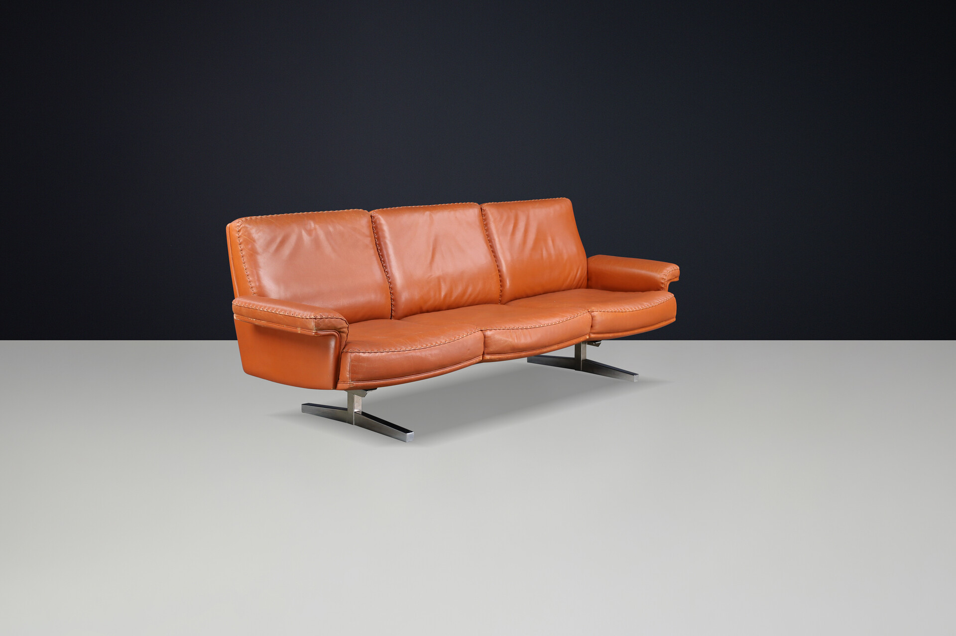 20Th Century De Sede DS-31 Cognac Leather Three-Seat Sofa, Switzerland, 1970s Late-20th century