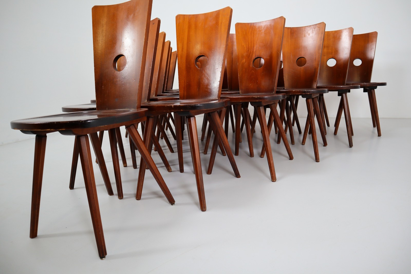 22 chairs brown **** Mid-20th century