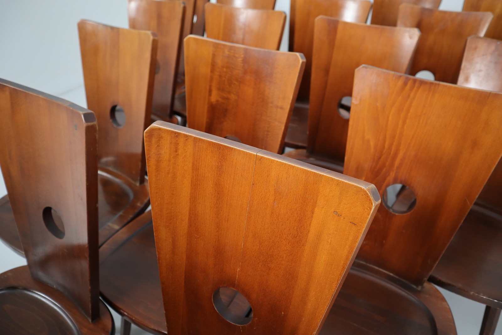 22 chairs brown **** Mid-20th century