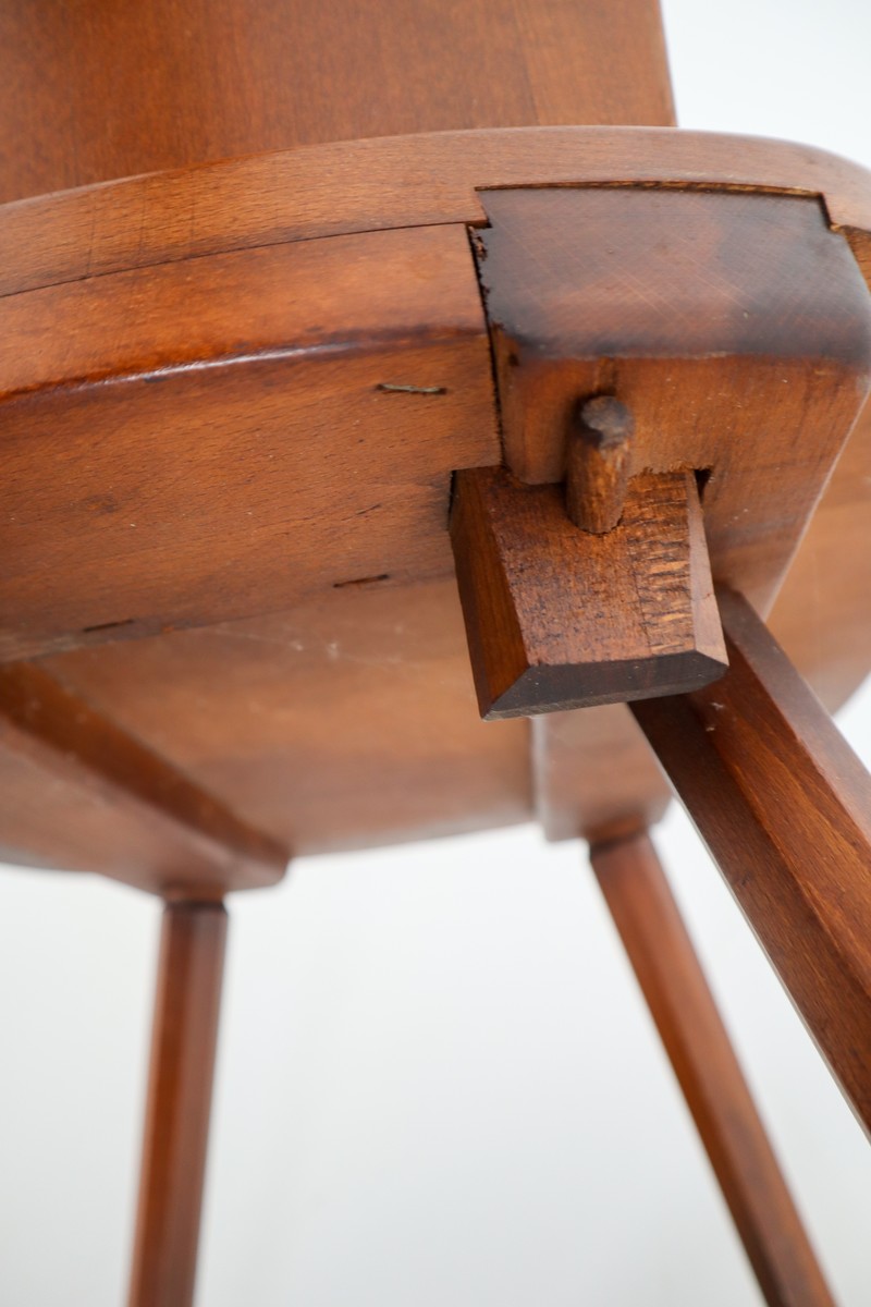 22 chairs brown **** Mid-20th century