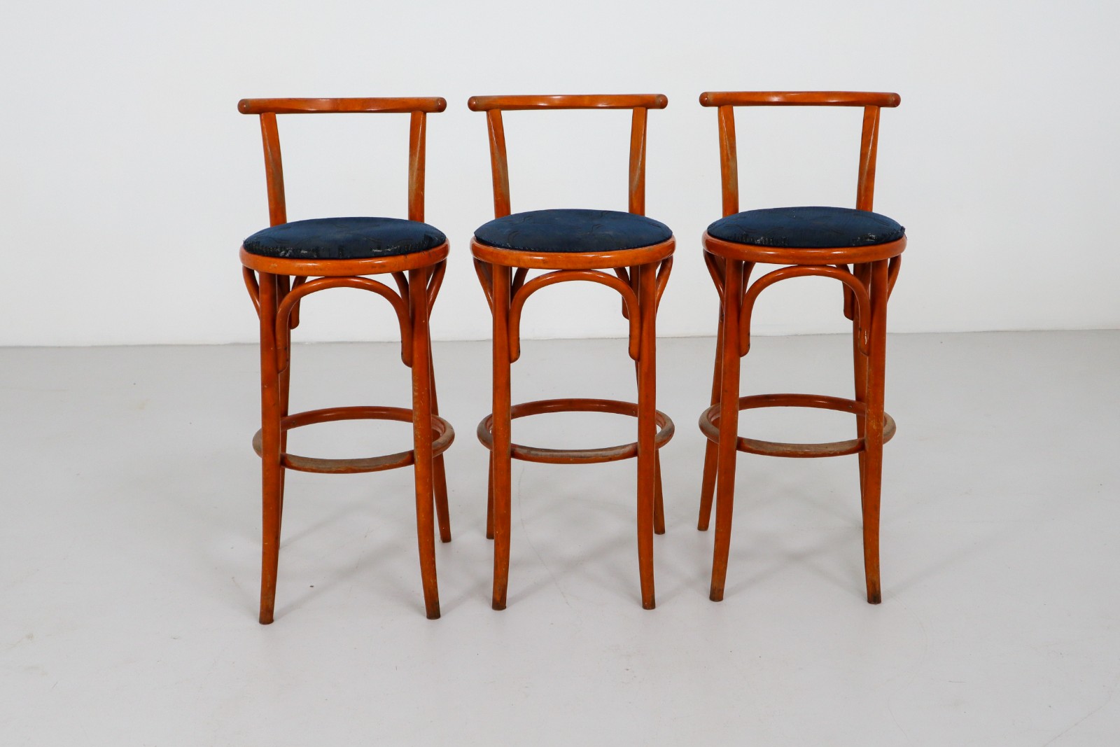 3 x Bentwood barstools by TON CZ 1960s Mid-20th century