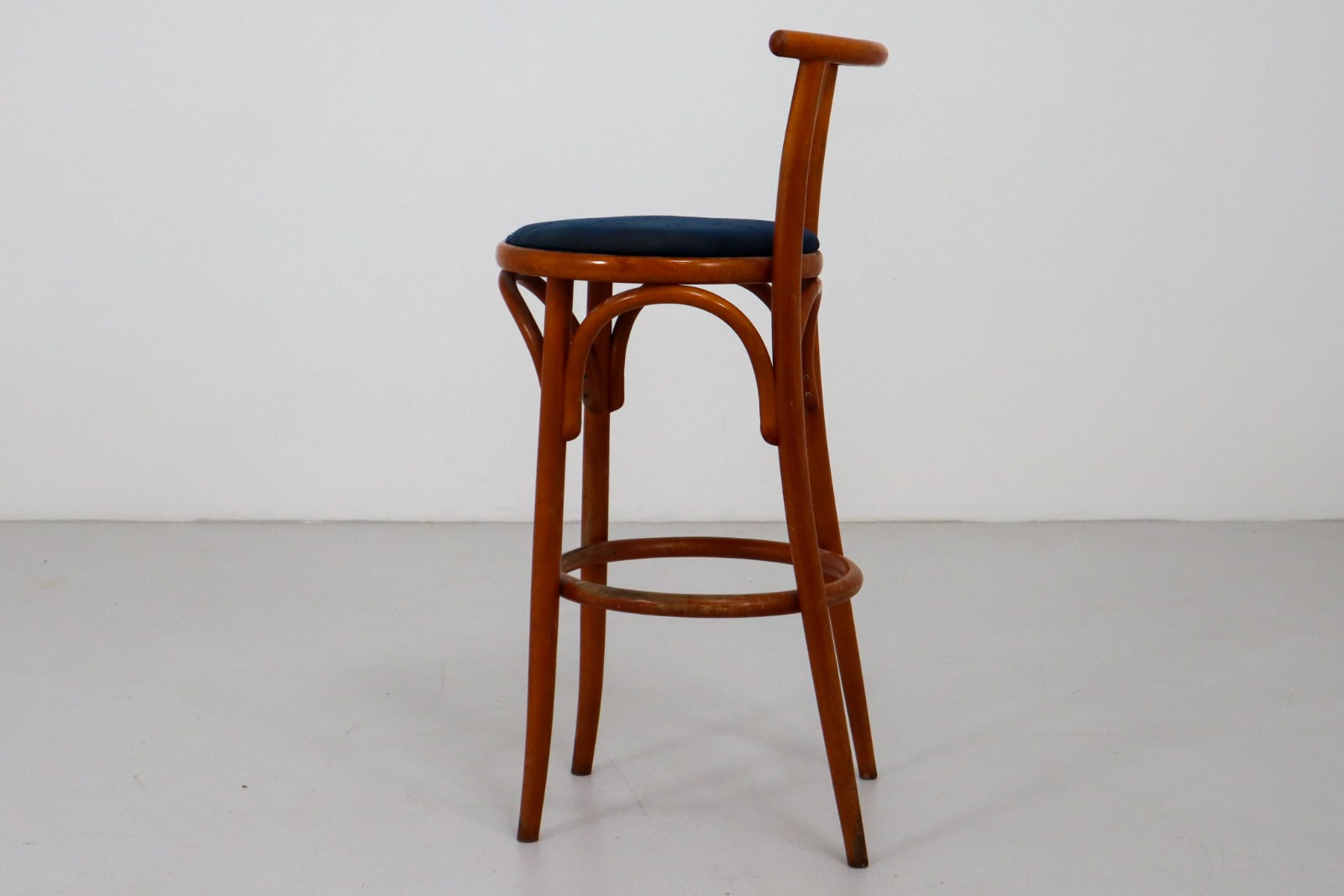 3 x Bentwood barstools by TON CZ 1960s Mid-20th century