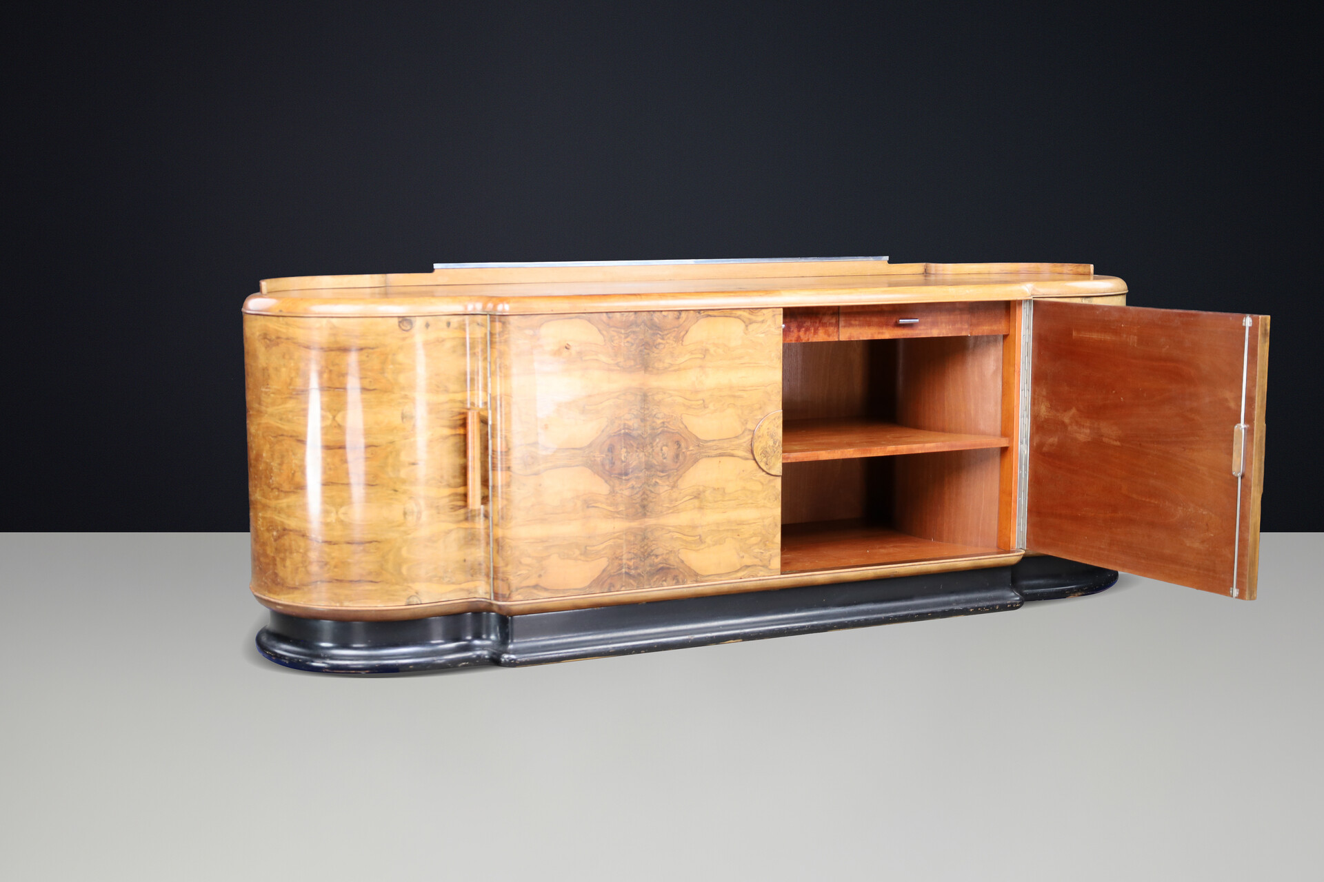 Alnut Art Deco Sideboard by Jindřich Halabala for UP Závody Czechoslovakia 1930 Early-20th century