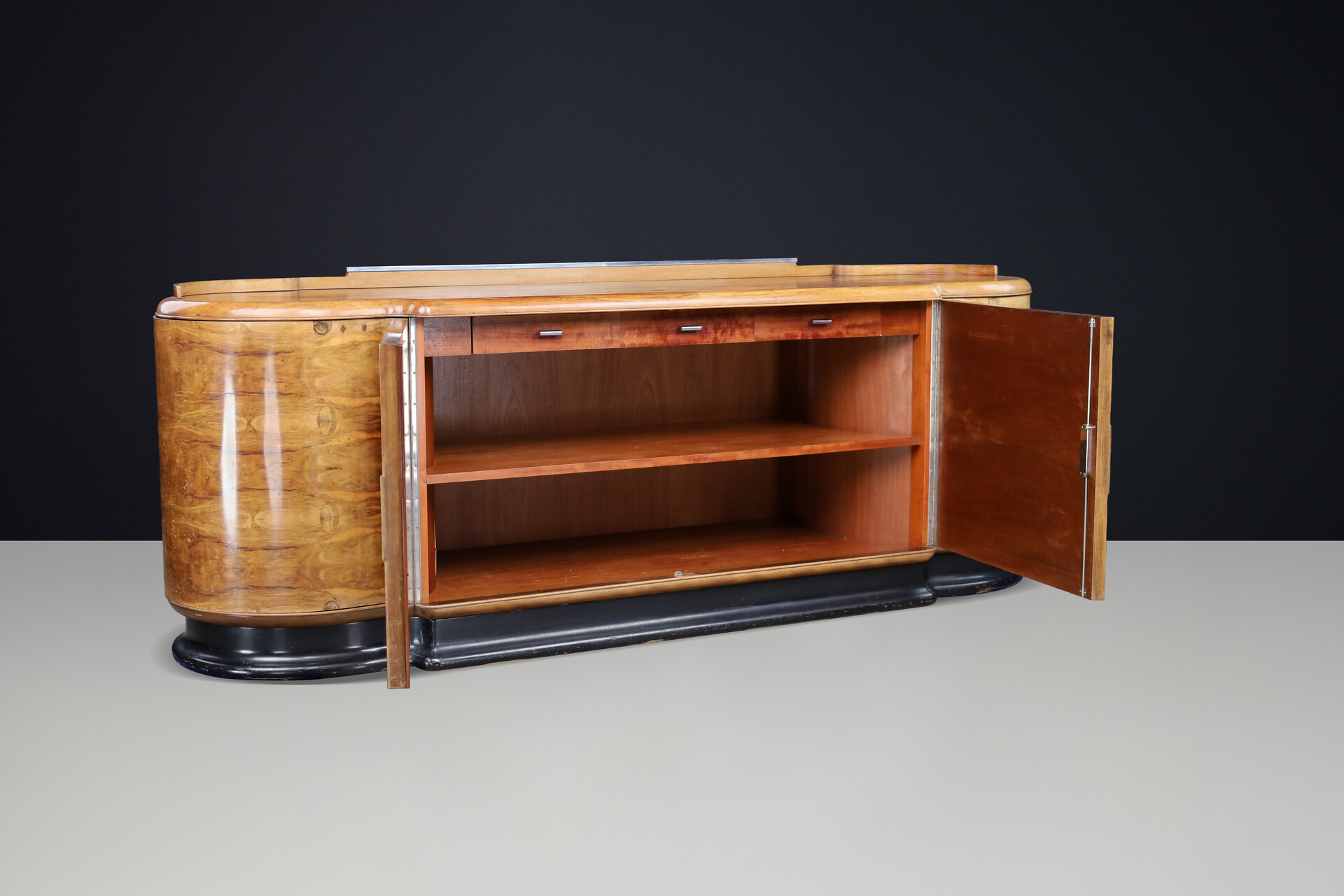 Alnut Art Deco Sideboard by Jindřich Halabala for UP Závody Czechoslovakia 1930 Early-20th century