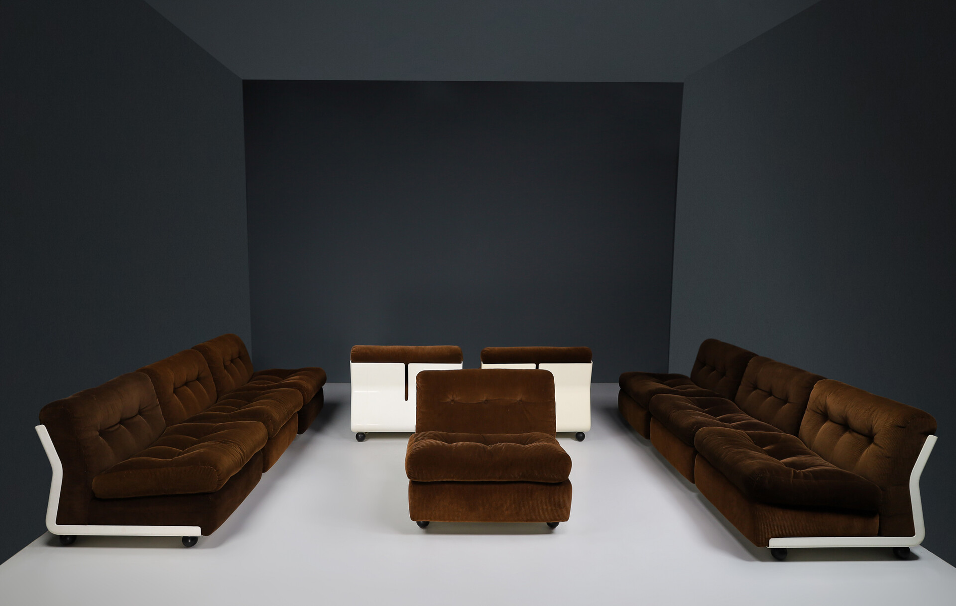 Amanta Lounges by Mario Bellini for B&b Italia in Original Upholstery, 1970s Mid-20th century