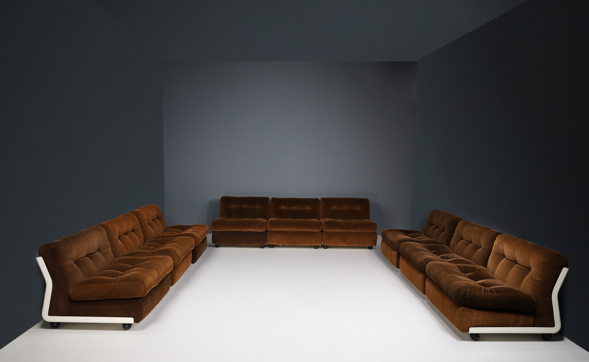 Amanta Lounges by Mario Bellini for B&b Italia in Original Upholstery, 1970s Mid-20th century