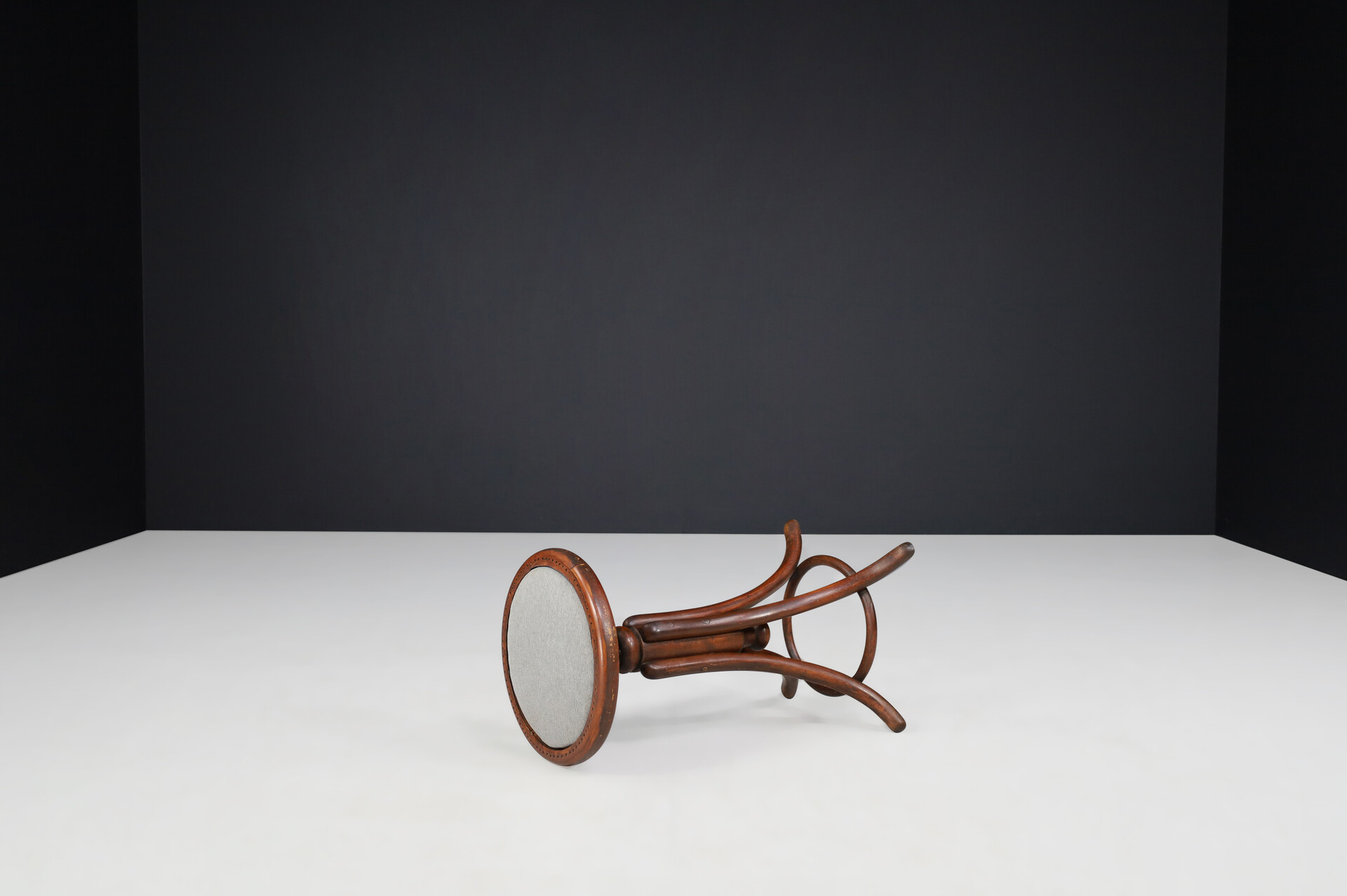 Antique Adjustable Tabouret Stool By Thonet, Austria 1910 20th century