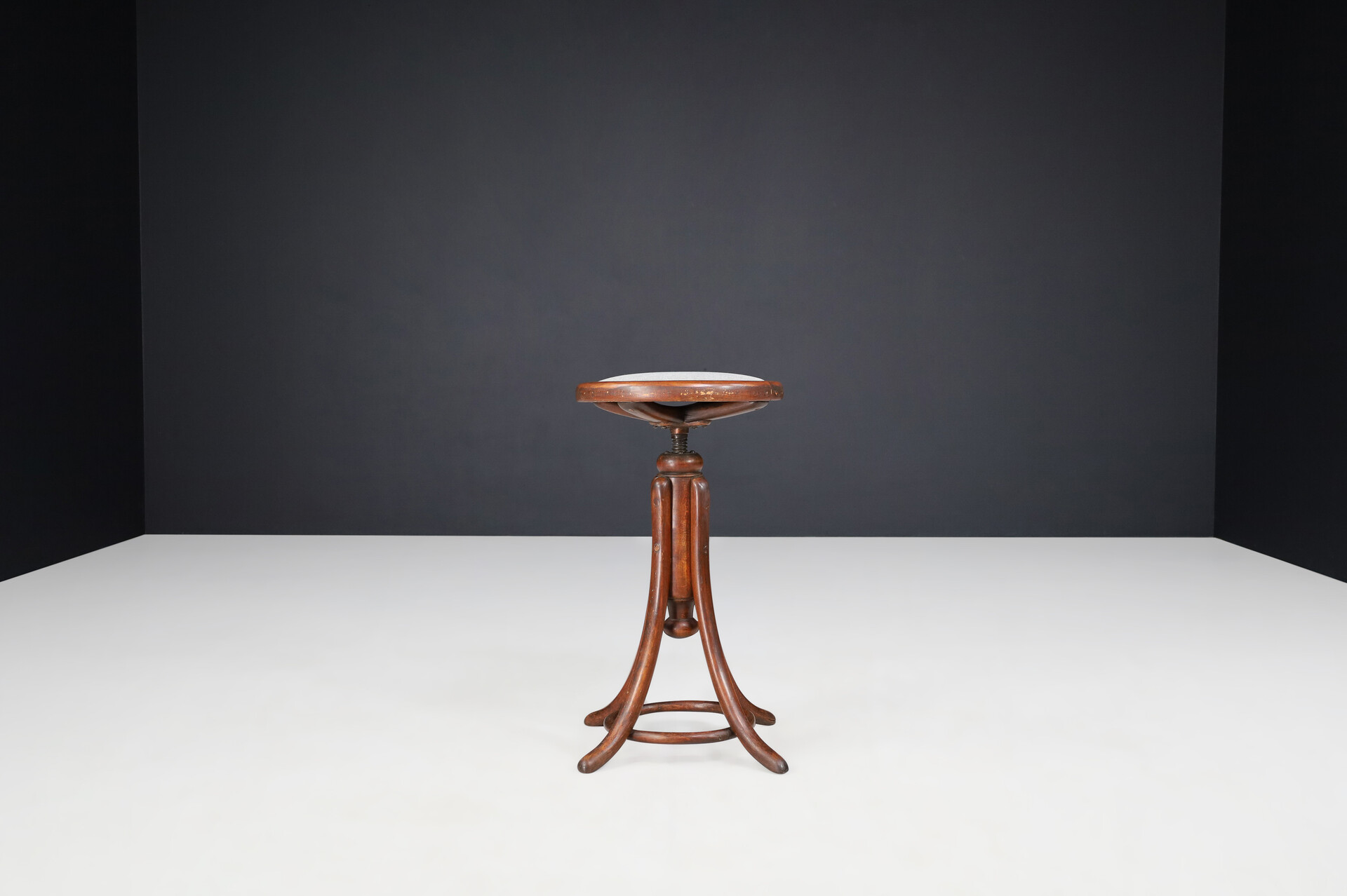 Antique Adjustable Tabouret Stool By Thonet, Austria 1910 20th century