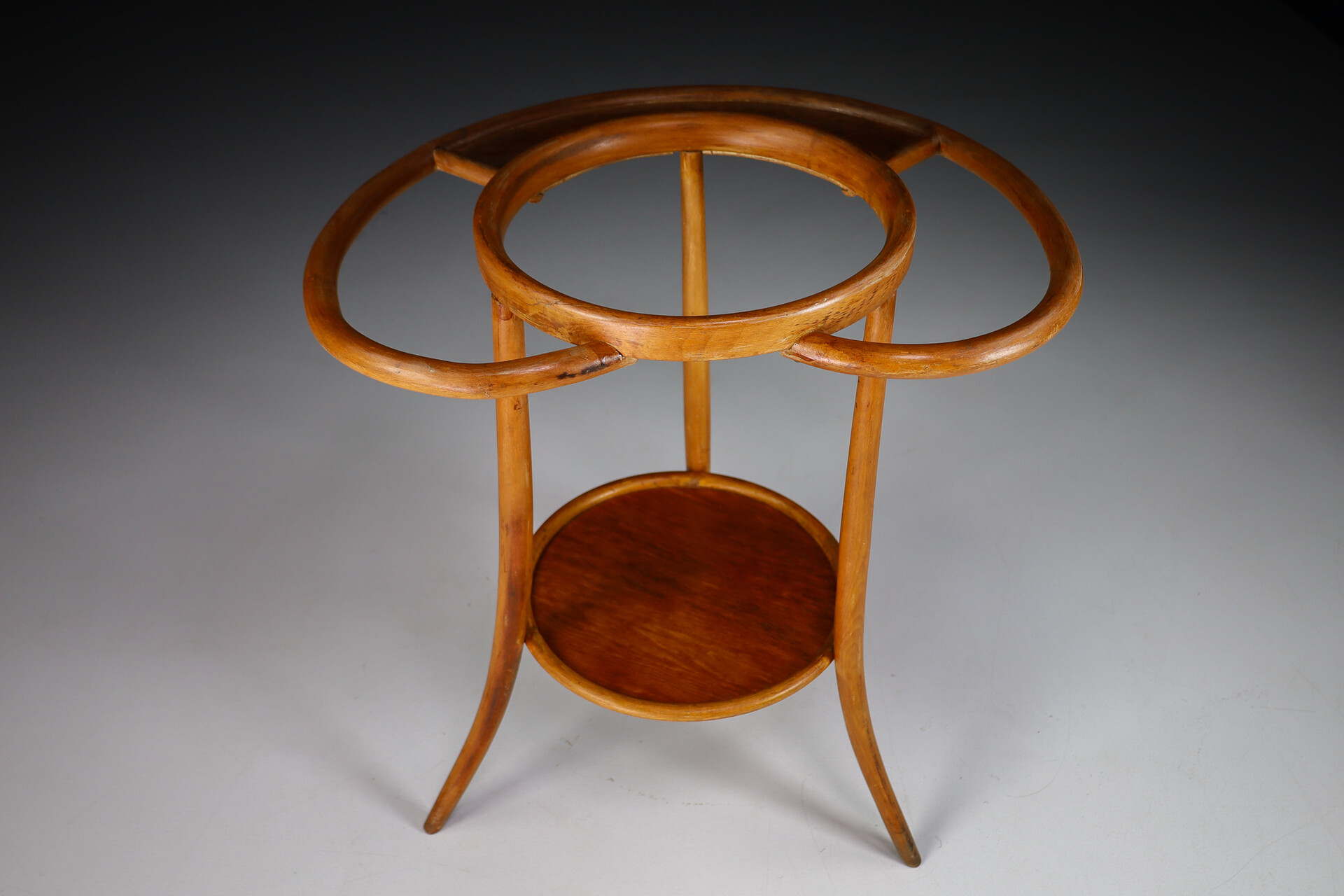 Antique Bentwood wasstand / flower table by Thonet , Austria 1920s Early-20th century