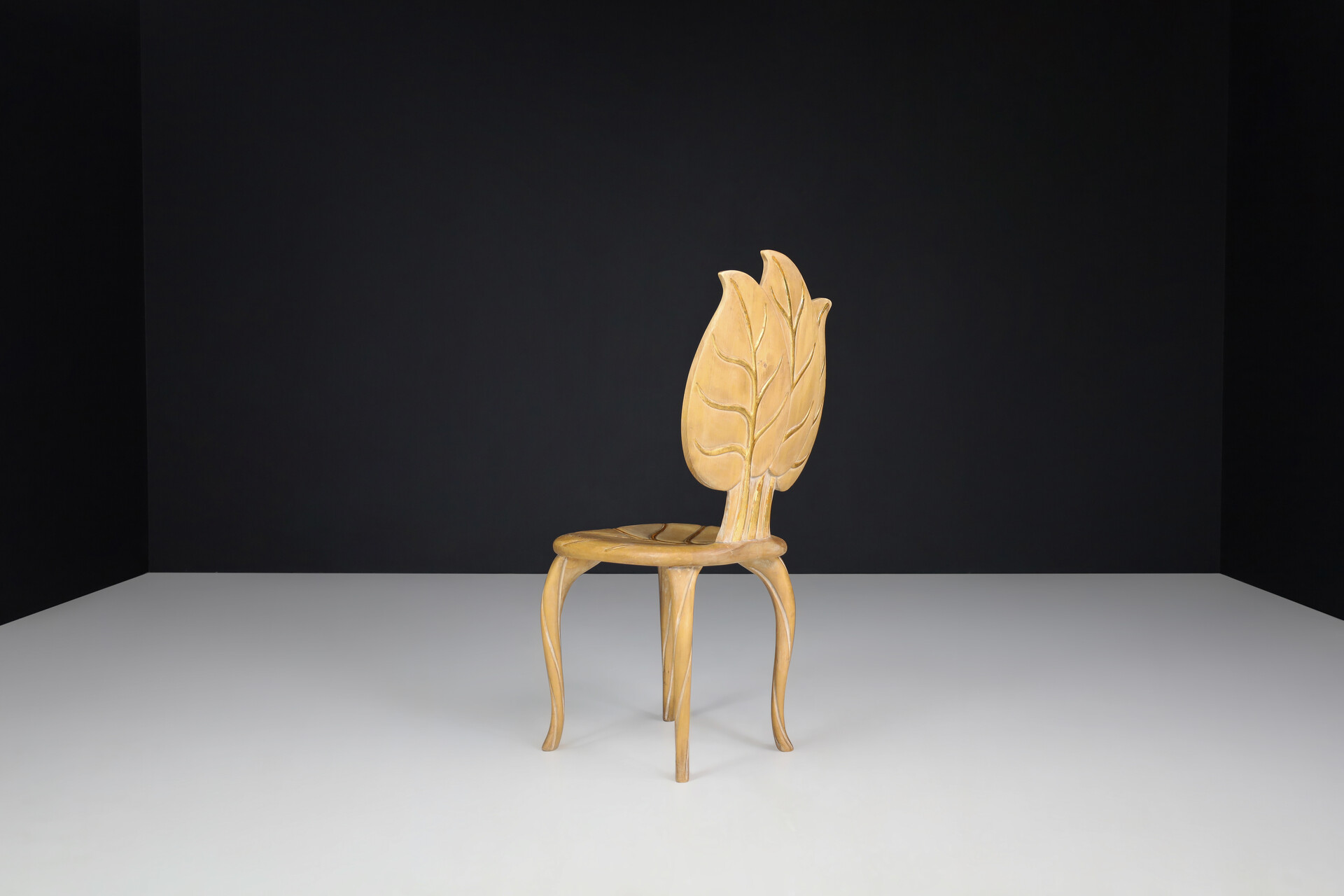 Art and craft Bartolozzi & Maioli Wooden and Gold Leaf Chairs, Italy, 1970s Late-20th century