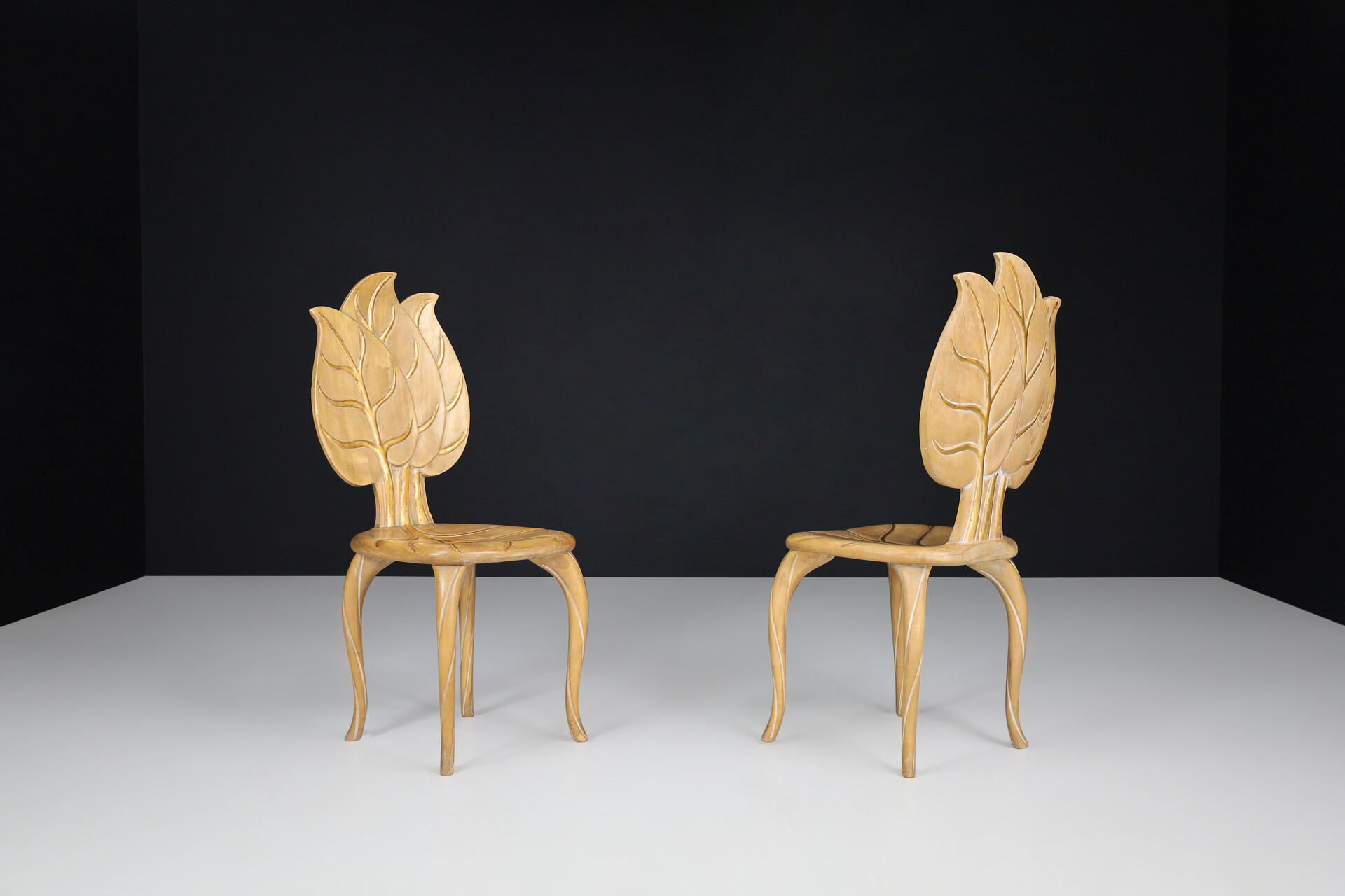 Art and craft Bartolozzi & Maioli Wooden and Gold Leaf Chairs, Italy, 1970s Late-20th century
