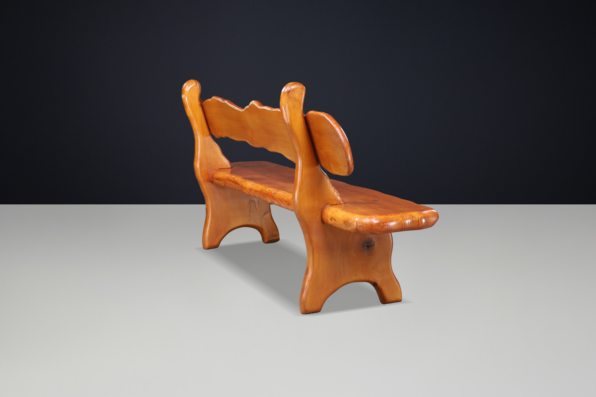 Art and craft Sculptural Alpine Bench in Solid Pine France 1970s Late-20th century
