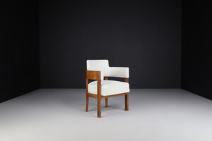 Art Deco Armchair in Bouclé Upholstery, Walnut, Prague, 1930s Mid-20th century
