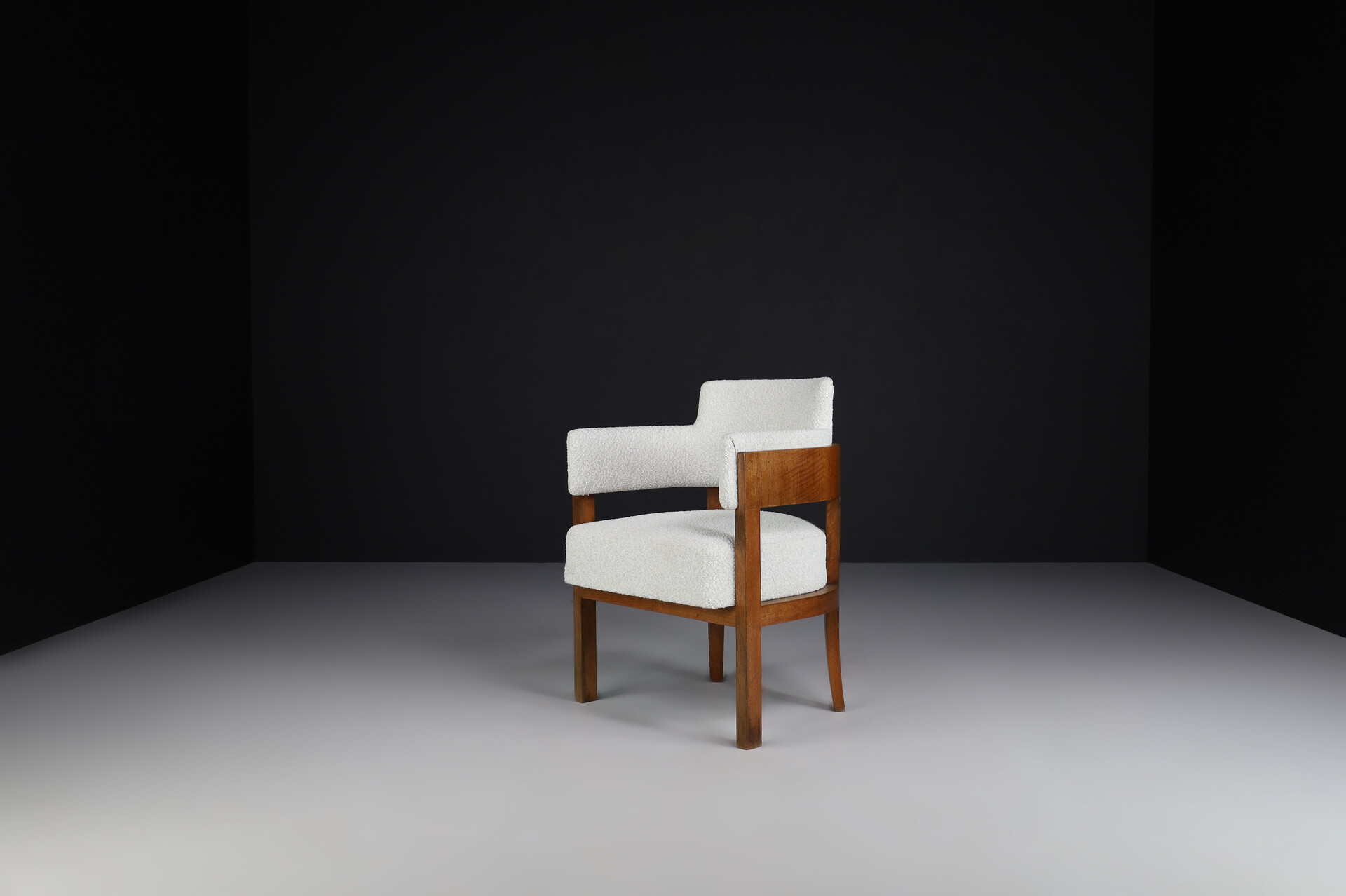 Art Deco Armchair in Bouclé Upholstery, Walnut, Prague, 1930s Mid-20th century