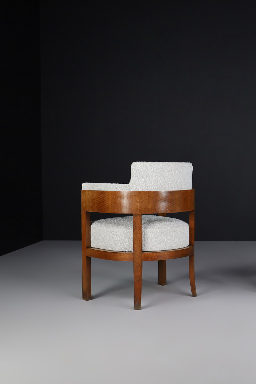 Art Deco Armchair in Bouclé Upholstery, Walnut, Prague, 1930s Mid-20th century