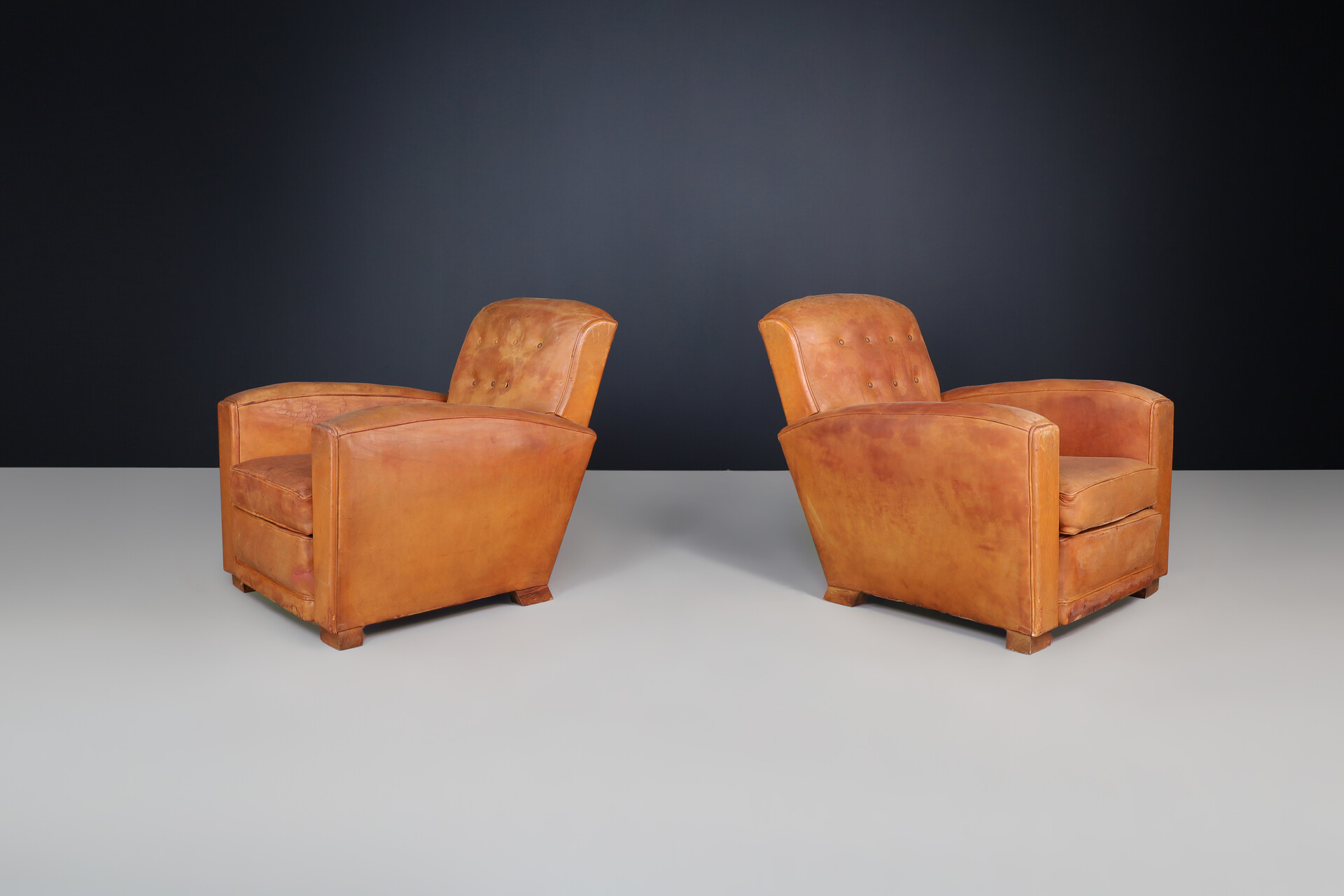 Art deco Patinated leather Lounge Chairs, France 1940 Mid-20th century
