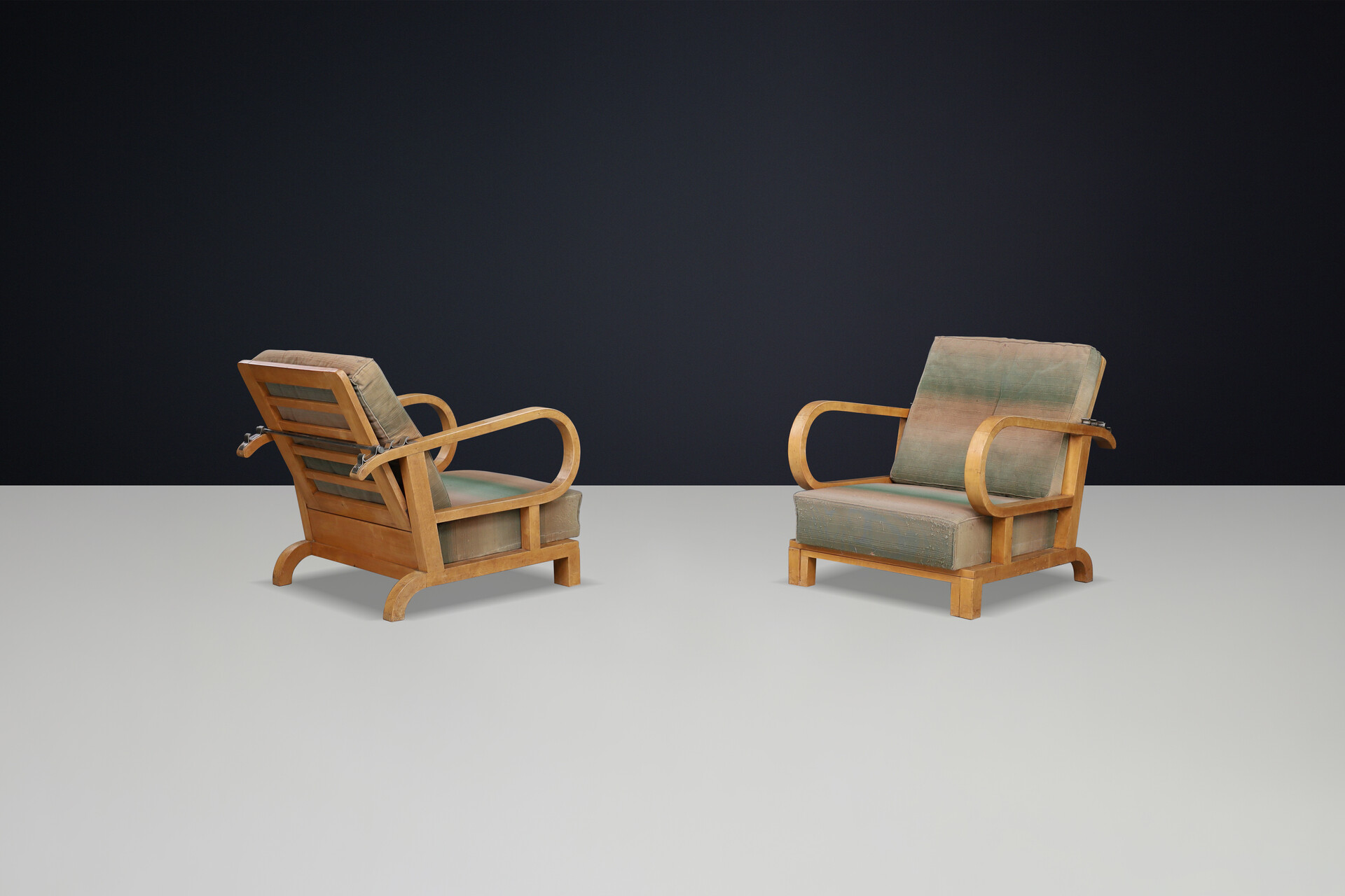 Art Deco reclining lounge chairs in Birch wood and original upholstery, CZ 1930s Mid-20th century