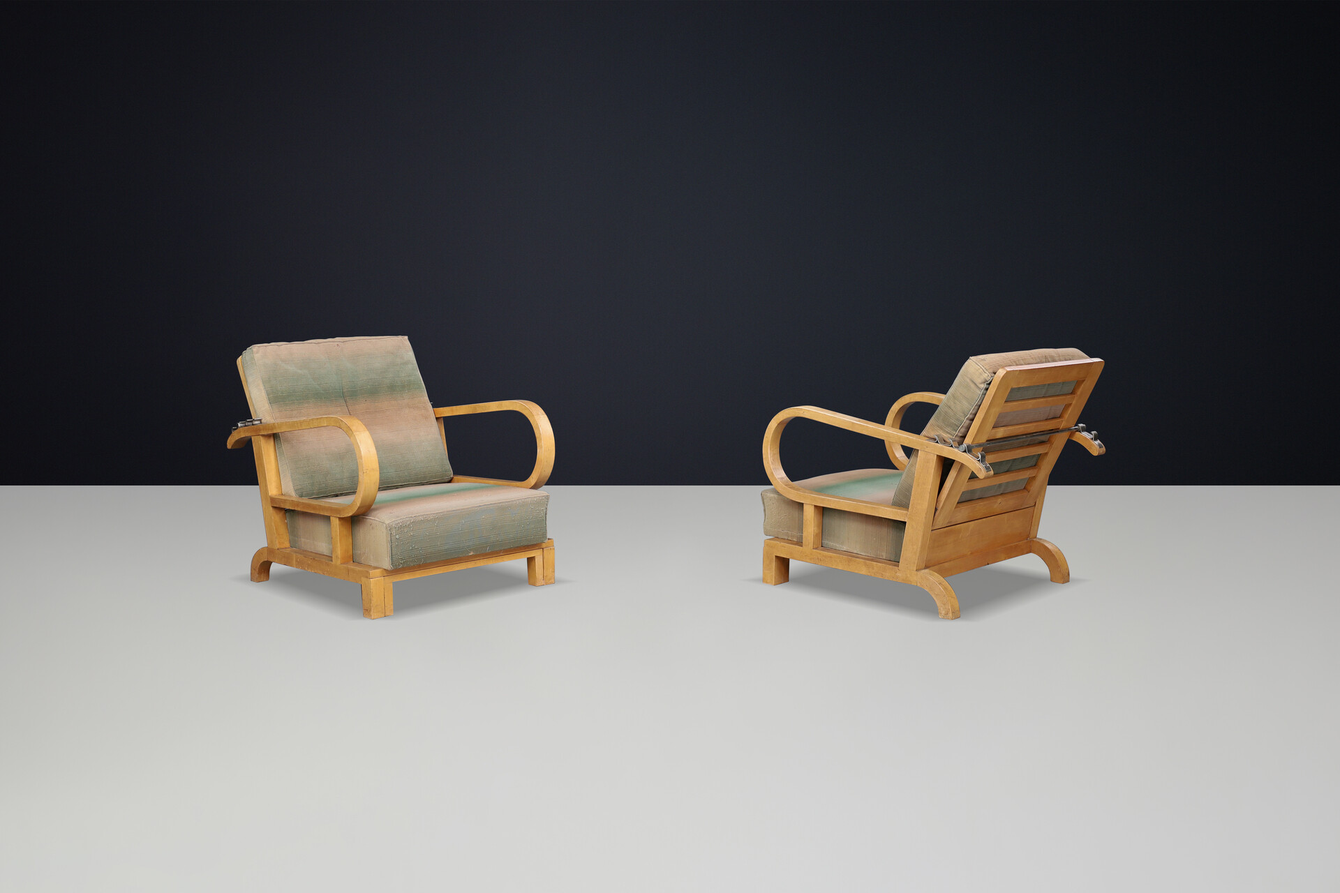 Art Deco reclining lounge chairs in Birch wood and original upholstery, CZ 1930s Mid-20th century