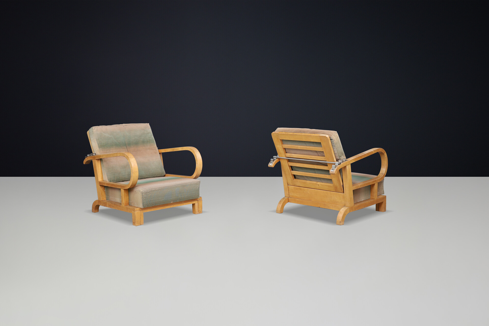 Art Deco reclining lounge chairs in Birch wood and original upholstery, CZ 1930s Mid-20th century
