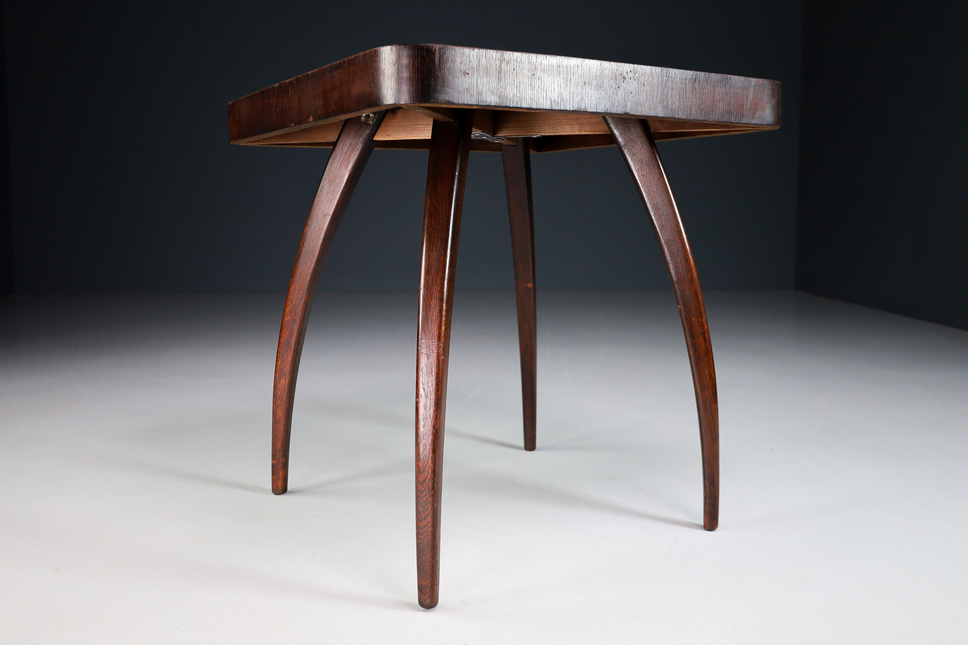 Art deco Spider Table H-259 in Walnut by Jindrich Halabala, 1950s, Czechoslovakia Early-20th century