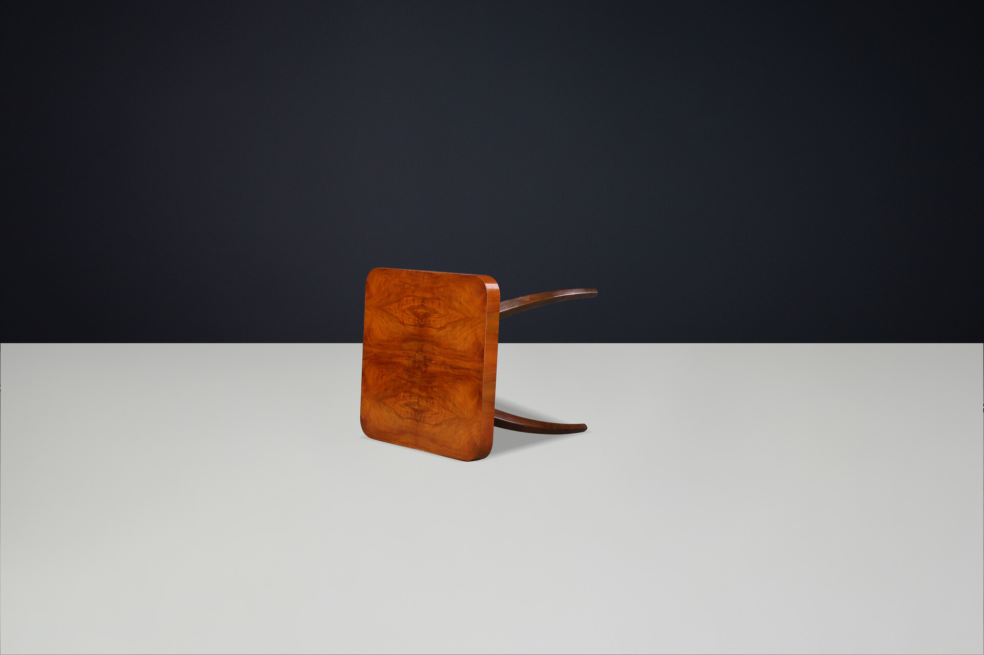 Art Deco Spider Table in Walnut by Jindřich Halabala, 1940s, Czechoslovakia Mid-20th century