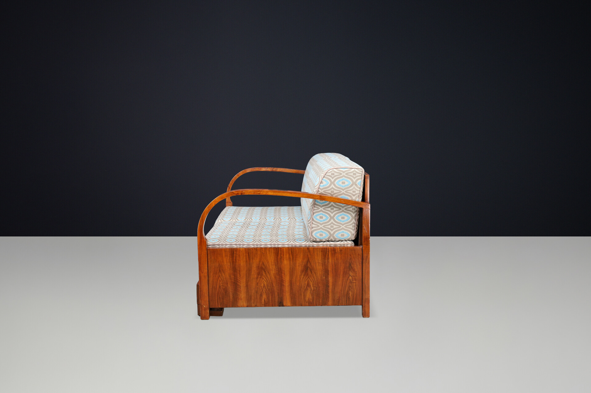 Art Deco Walnut Sofa with Pull-Out Daybed Function, Prague, 1930s Early-20th century