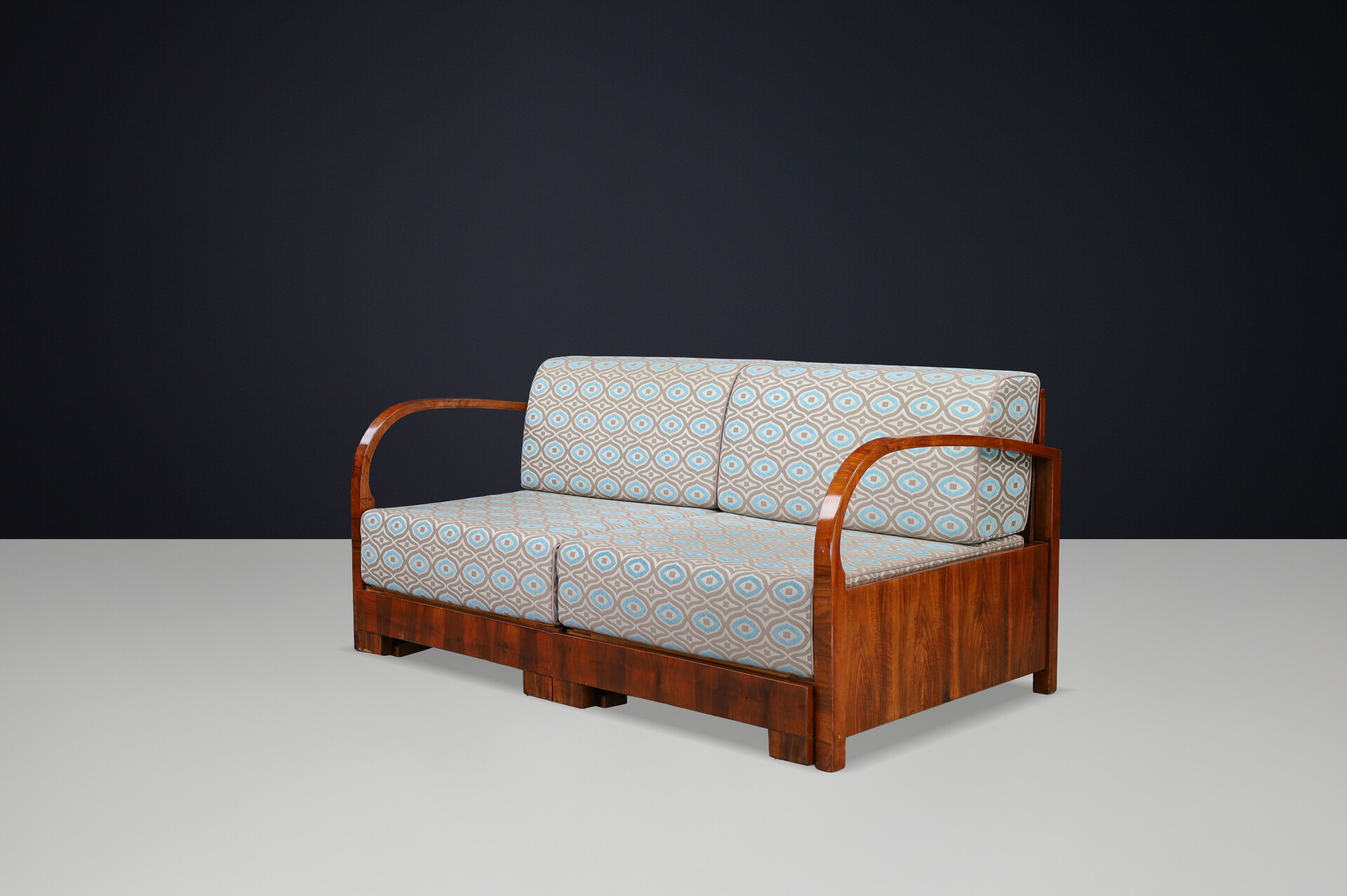 Art Deco Walnut Sofa with Pull-Out Daybed Function, Prague, 1930s Early-20th century
