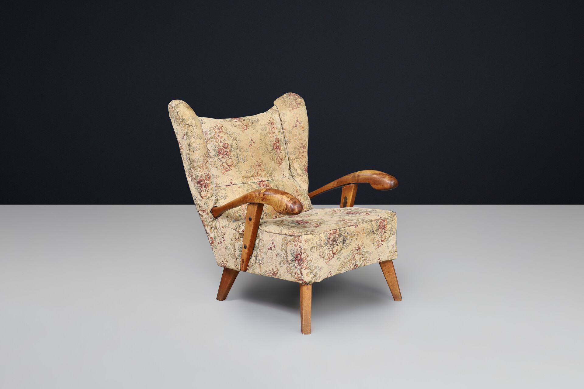 Art Deco walnut wingback armchair by Jan Vaněk, Czechoslovakia 1930 Mid-20th century