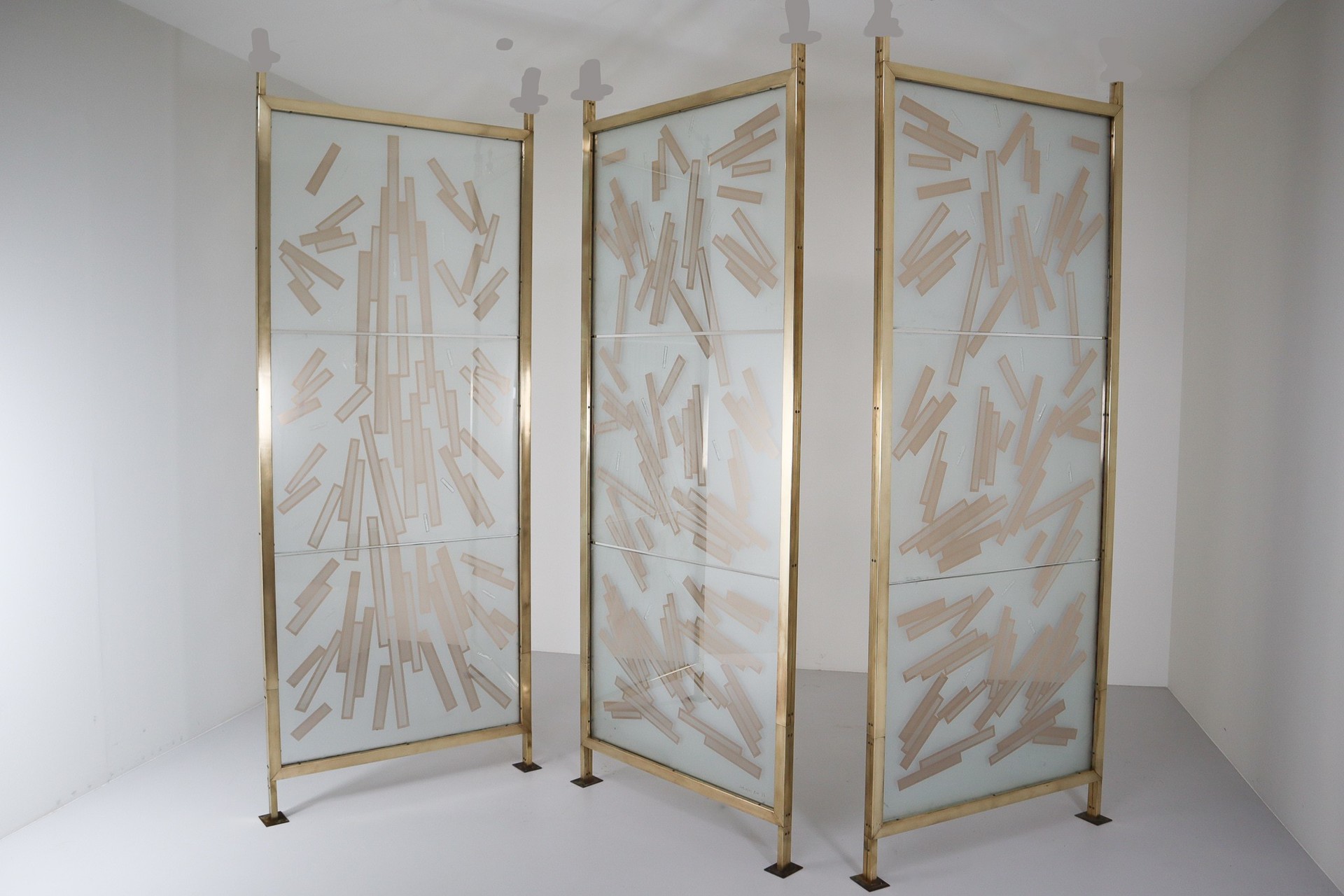  Art glass,Brass Brass Room Screen/Room Divider In Bohemian Etched Art Glass, Praque Mid-20th century