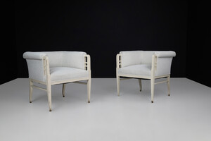 Art-nouveau Lounge chairs in original Painted beechwood and new upholstery bouclé wood fabric, Praque 1910s Early-20th century