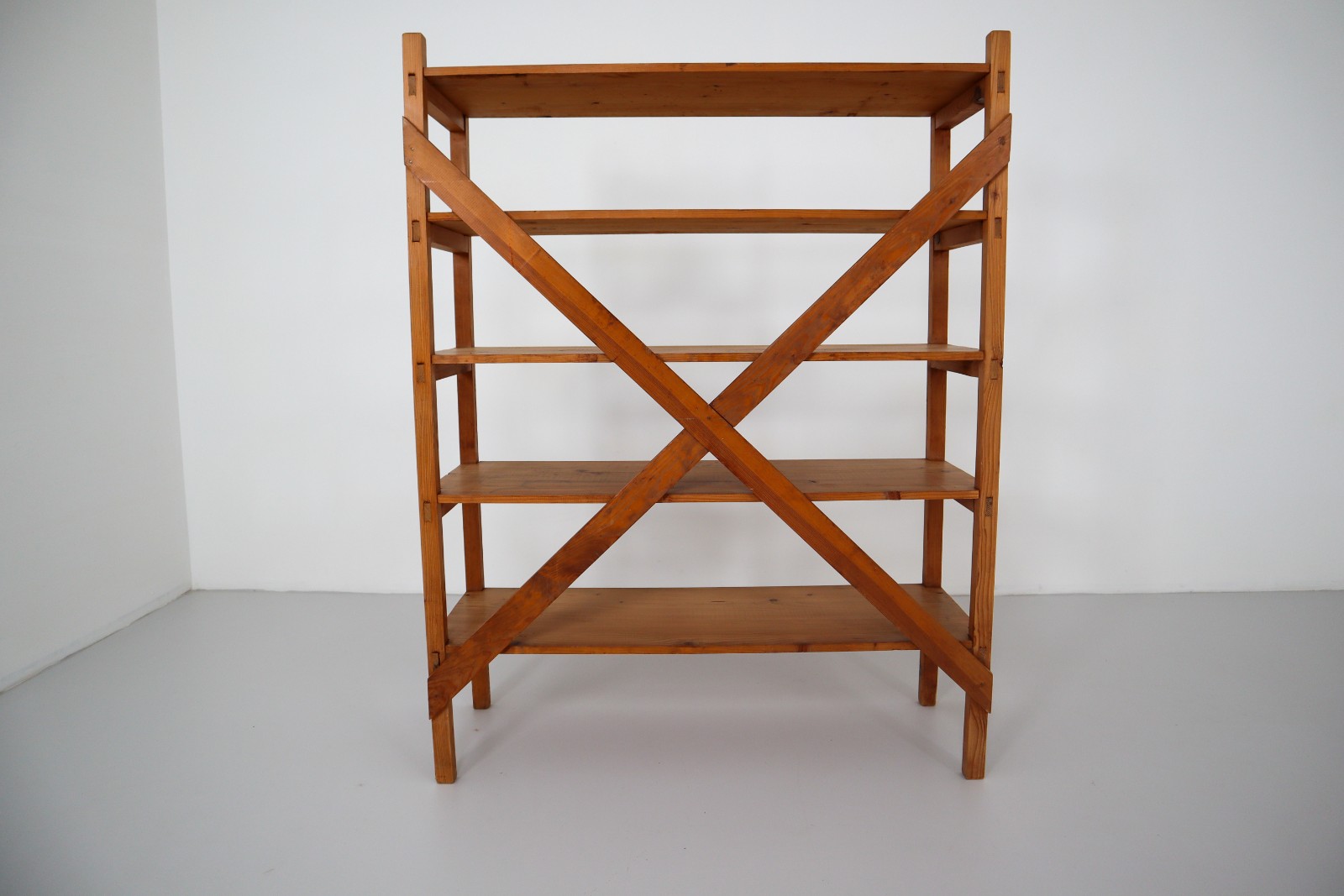 Baker's Shelf Germany 1920 