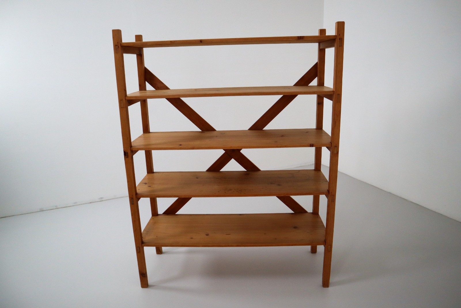 Baker's Shelf Germany 1920 