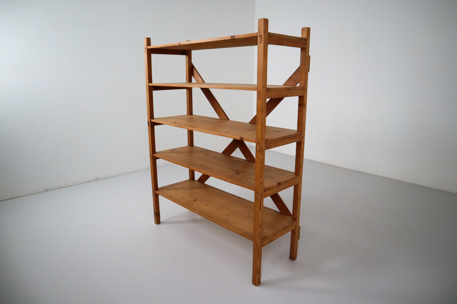 Baker's Shelf Germany 1920 