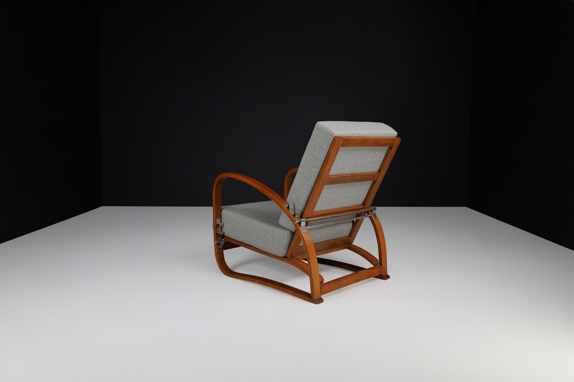Bauhaus Art Deco Adjustable Oak H-70 lounge chair by Jindrich Halabala, 1930s Early-20th century