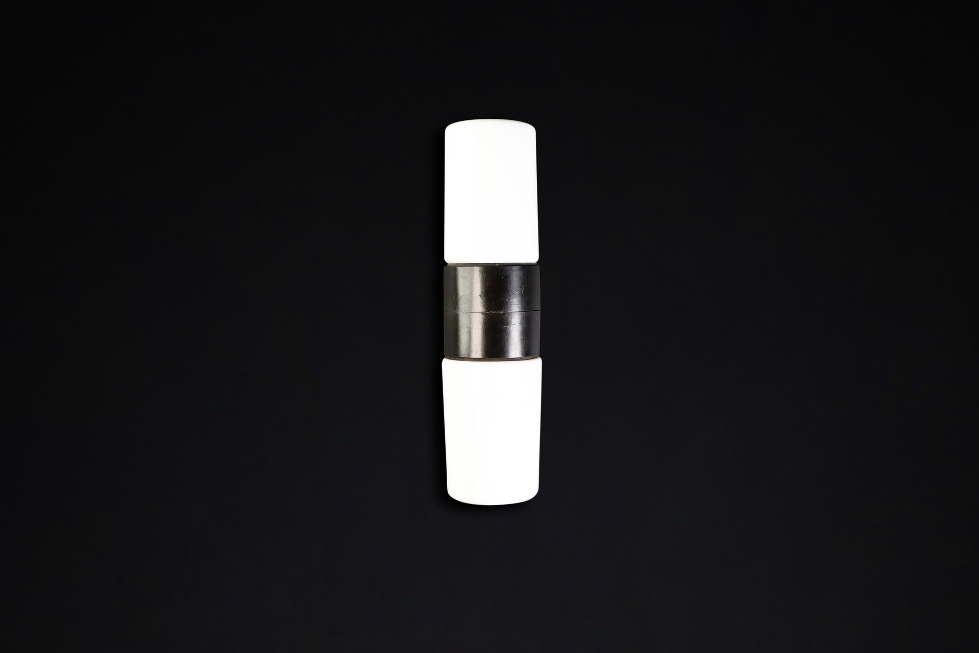 Bauhaus Bakelite wall sconces Germany 1930 Mid-20th century