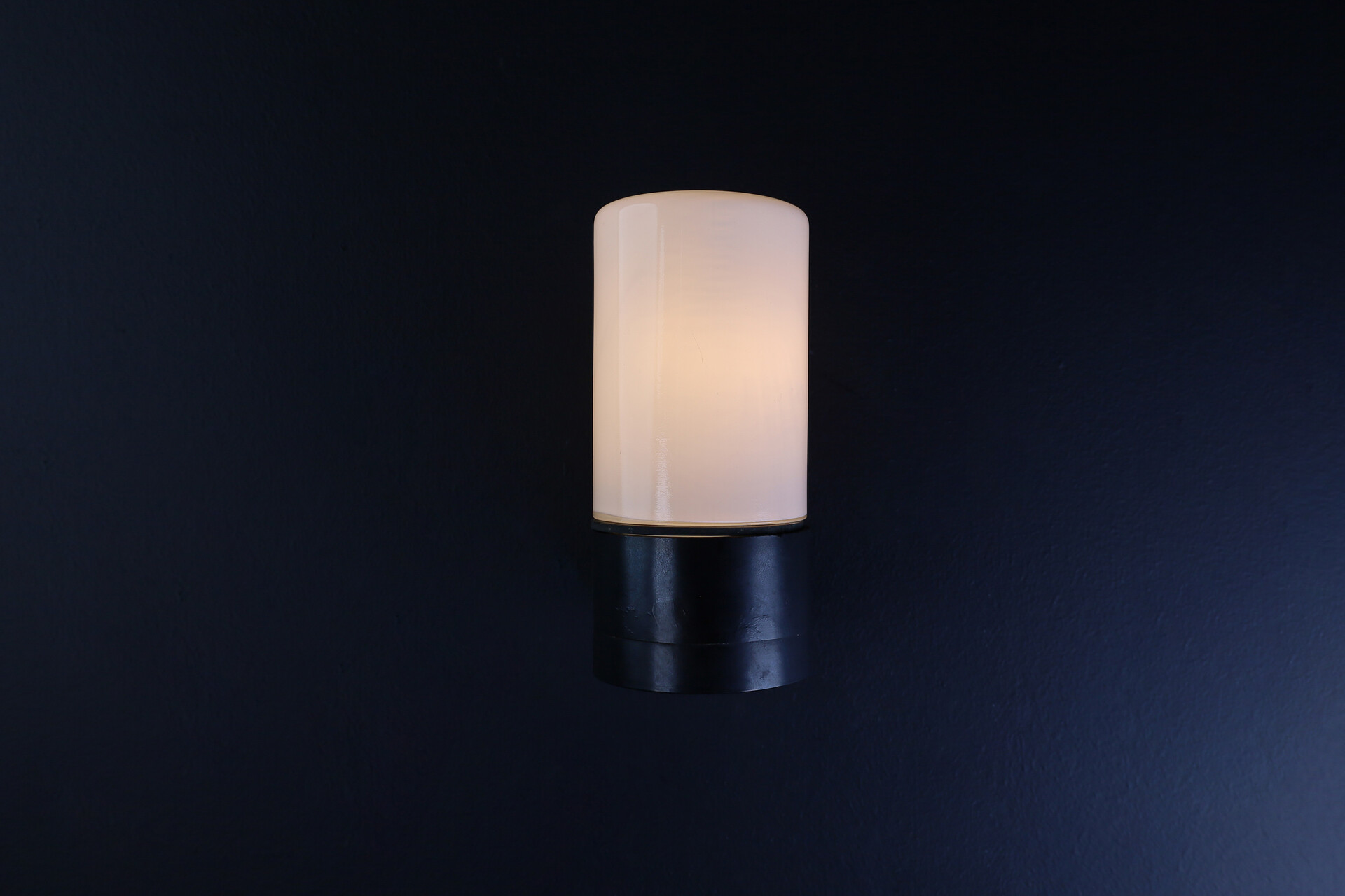 Bauhaus Bakelite wall sconces Germany 1930 Mid-20th century