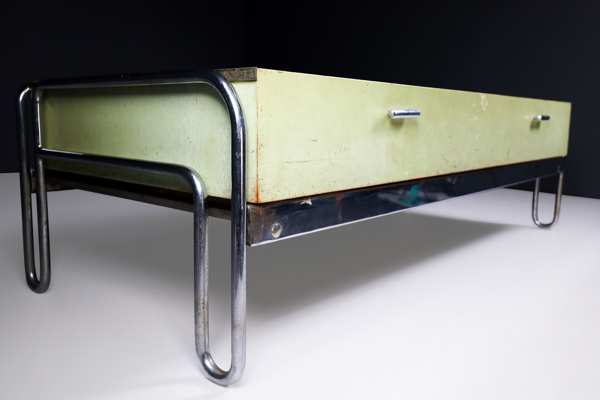 Bauhaus daybed best sale