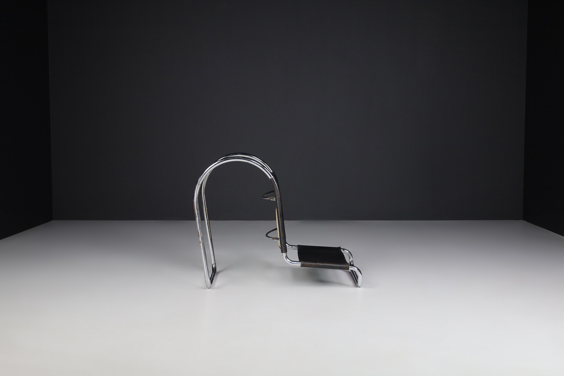 Bauhaus MR10 Cantilever Chair by Ludwig Mies van der Rohe Germany 1950s Mid-20th century