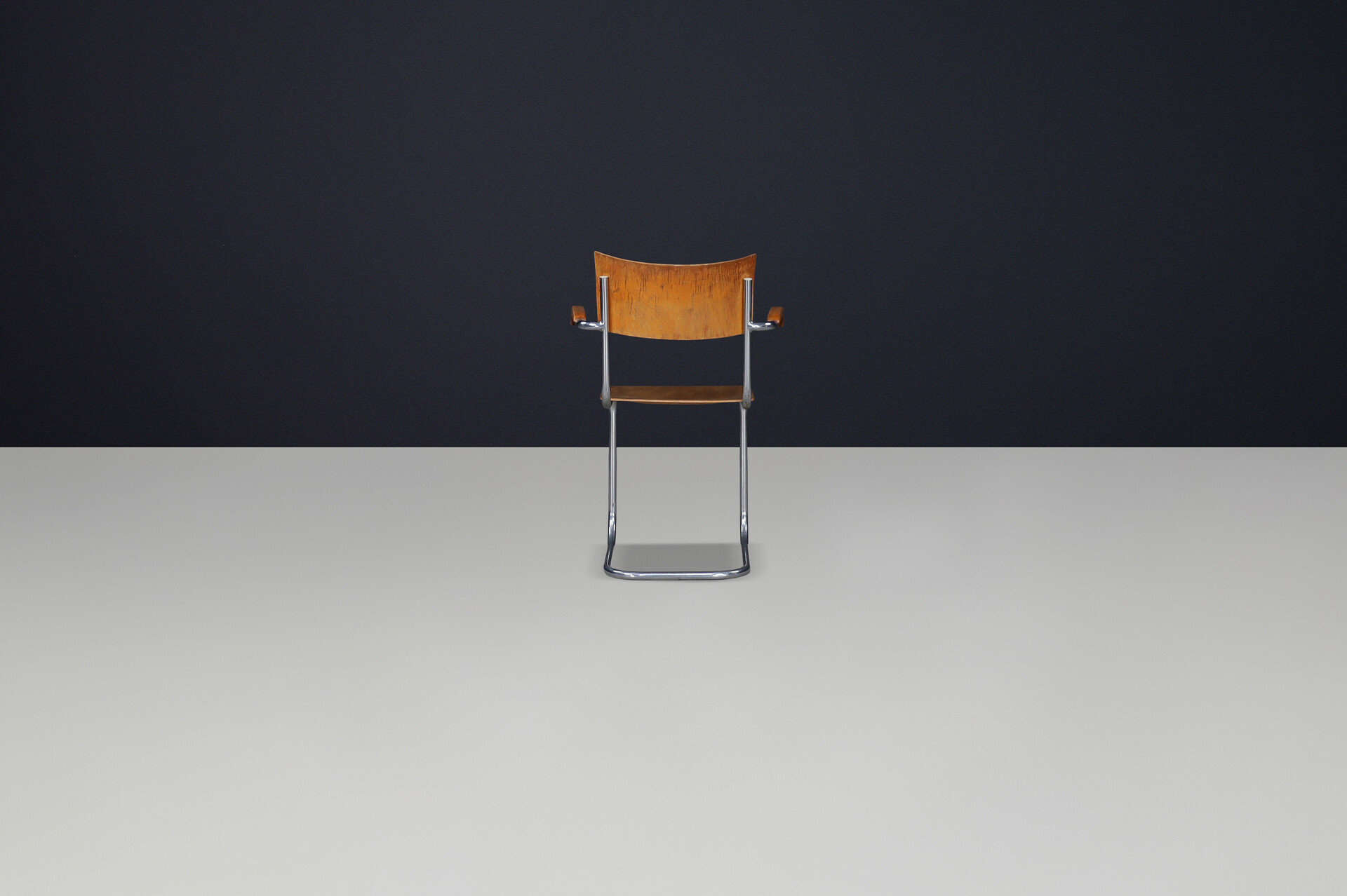 Bauhaus Tubular Chromed Steel and patinated Beech Armchair Germany 1920s Early-20th century