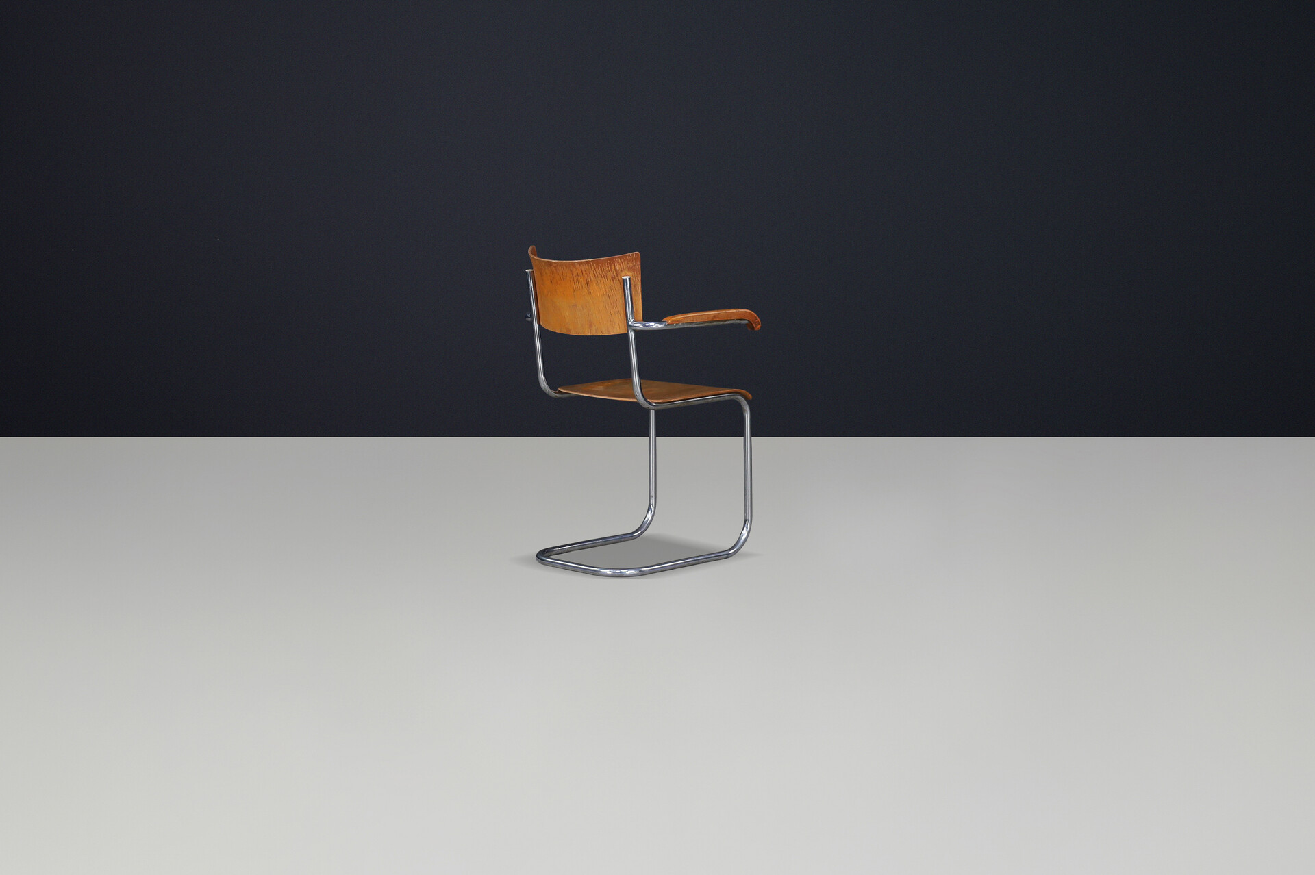 Bauhaus Tubular Chromed Steel and patinated Beech Armchair Germany 1920s Early-20th century