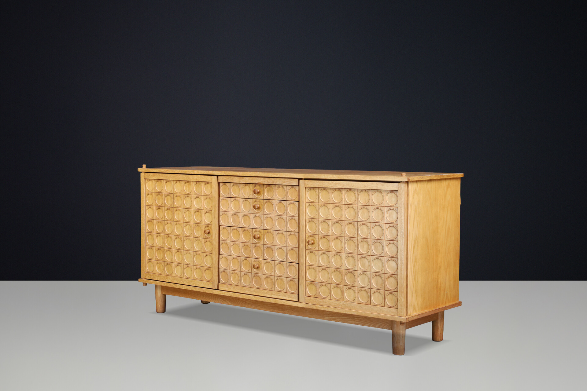 Belgian Brutalist Oak Sideboard with Graphic Circular Relief Doors, 1970s Late-20th century