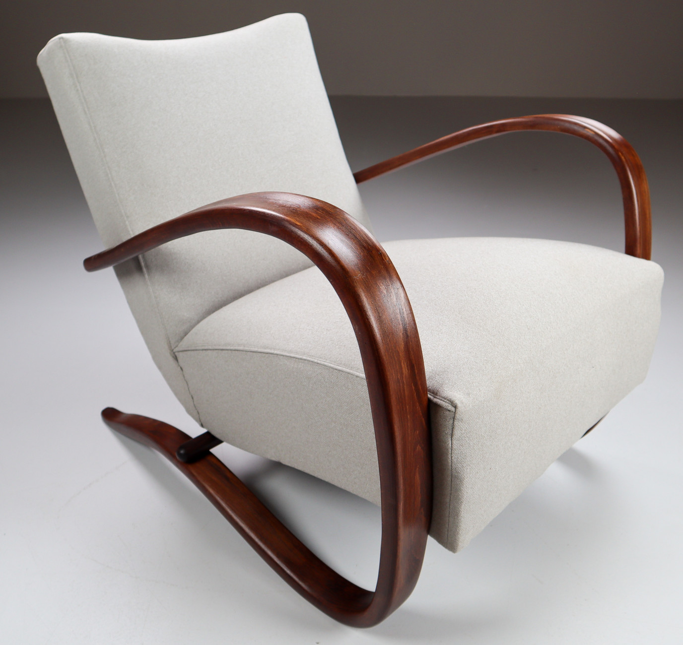 Bentwood Armchair H269 by Jindřich Halabala with new upholstered fabric 1930s Early-20th century