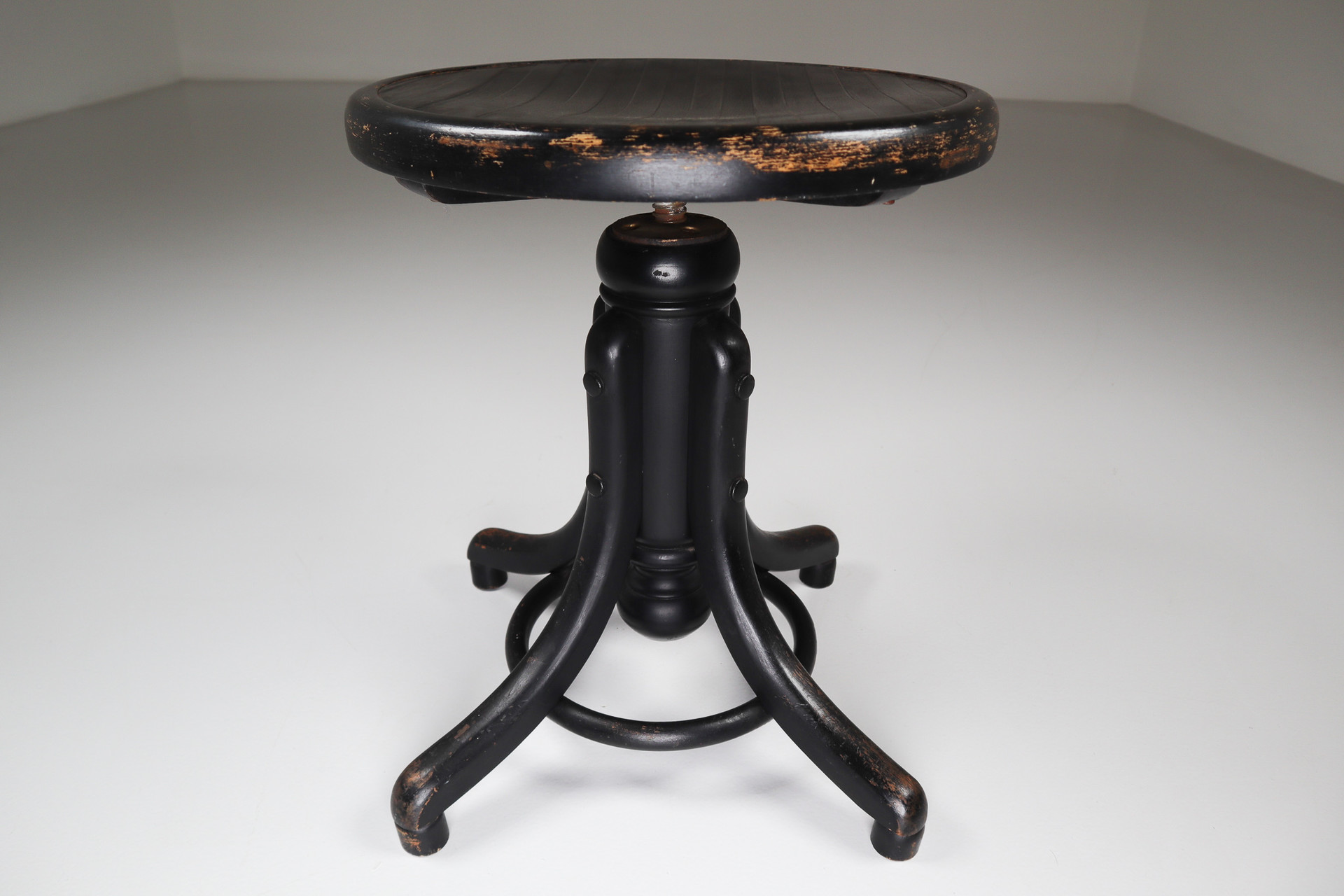 Black Patinated Bentwood Piano Stool by Thonet Austria 1900s 