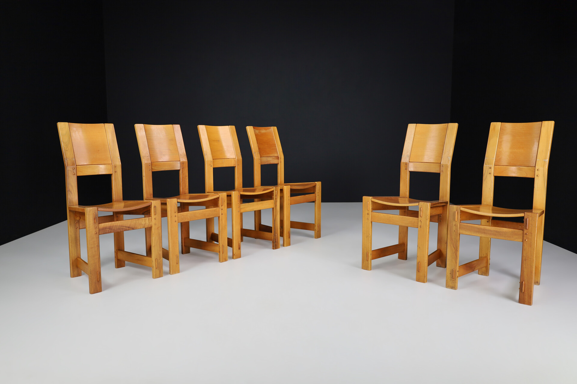 Brutalist Giuseppe Rivadossi Dining Chairs in Walnut, Italy 1970s Late-20th century